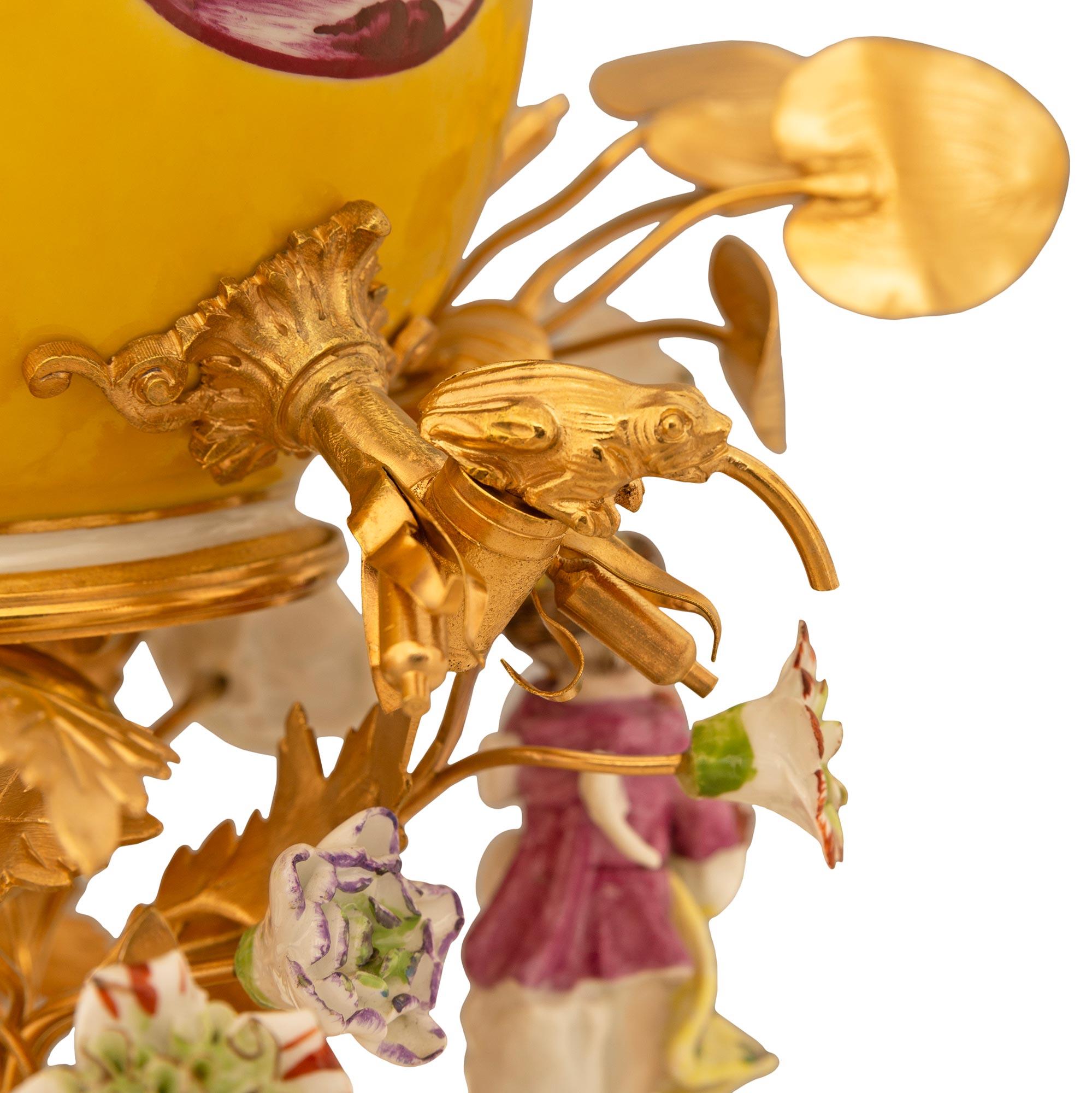 Fontaine de table en porcelaine de Meissen et orfèvrerie du 19ème siècle de style Louis XV en vente 3