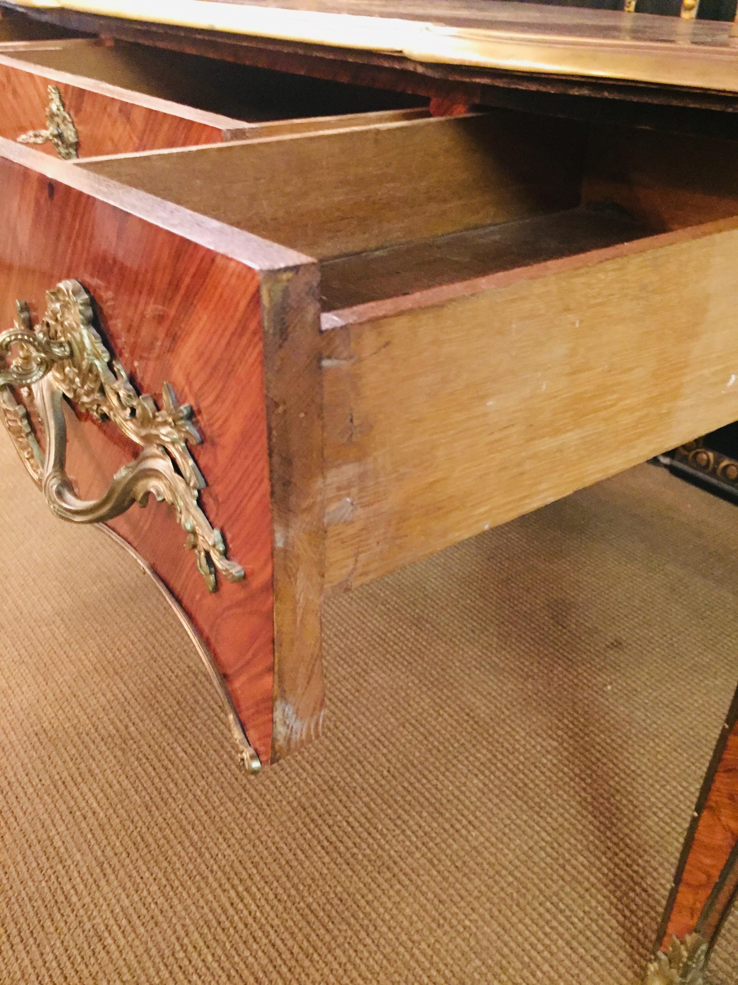 Antique 19th Century Louis XV Style Bureau Plat Writing Table Mahogany veneer For Sale 4