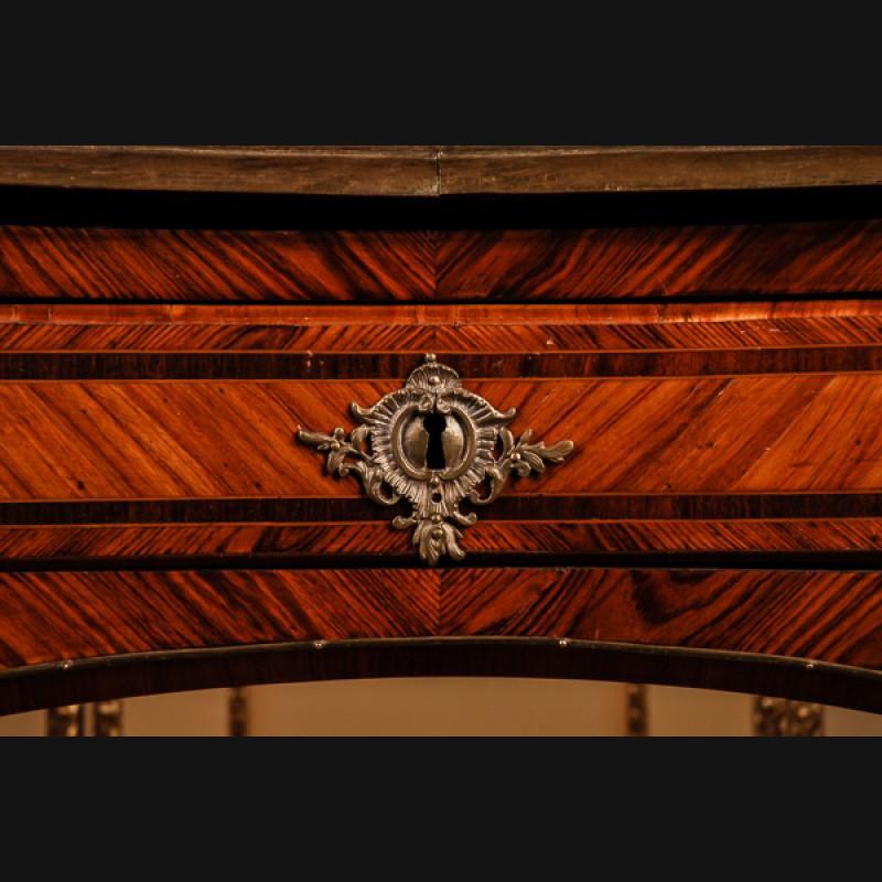 19th Century Louis XV Style Bureau Plat Writing Table For Sale 13