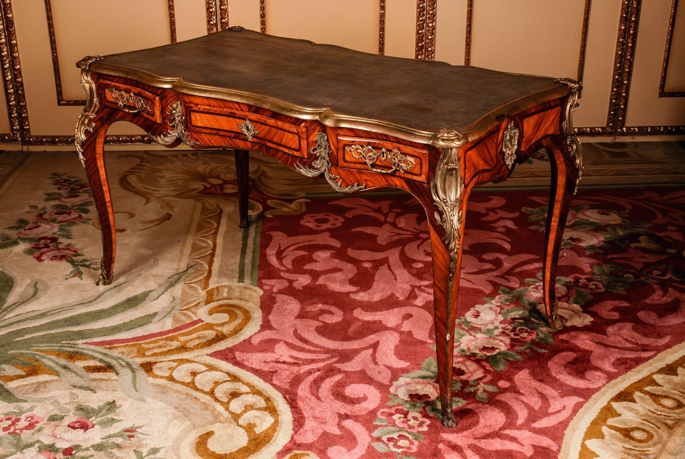 French 19th Century Louis XV Style Bureau Plat Writing Table For Sale