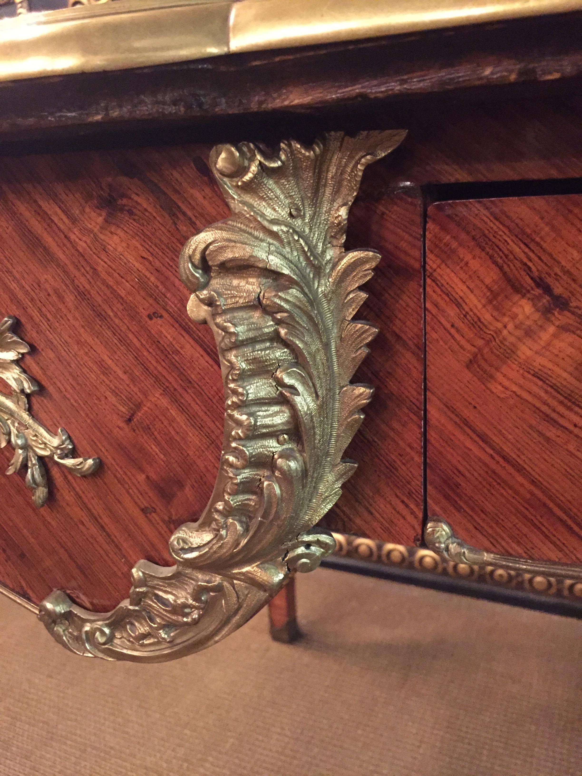 Wood Antique 19th Century Louis XV Style Bureau Plat Writing Table Mahogany veneer For Sale