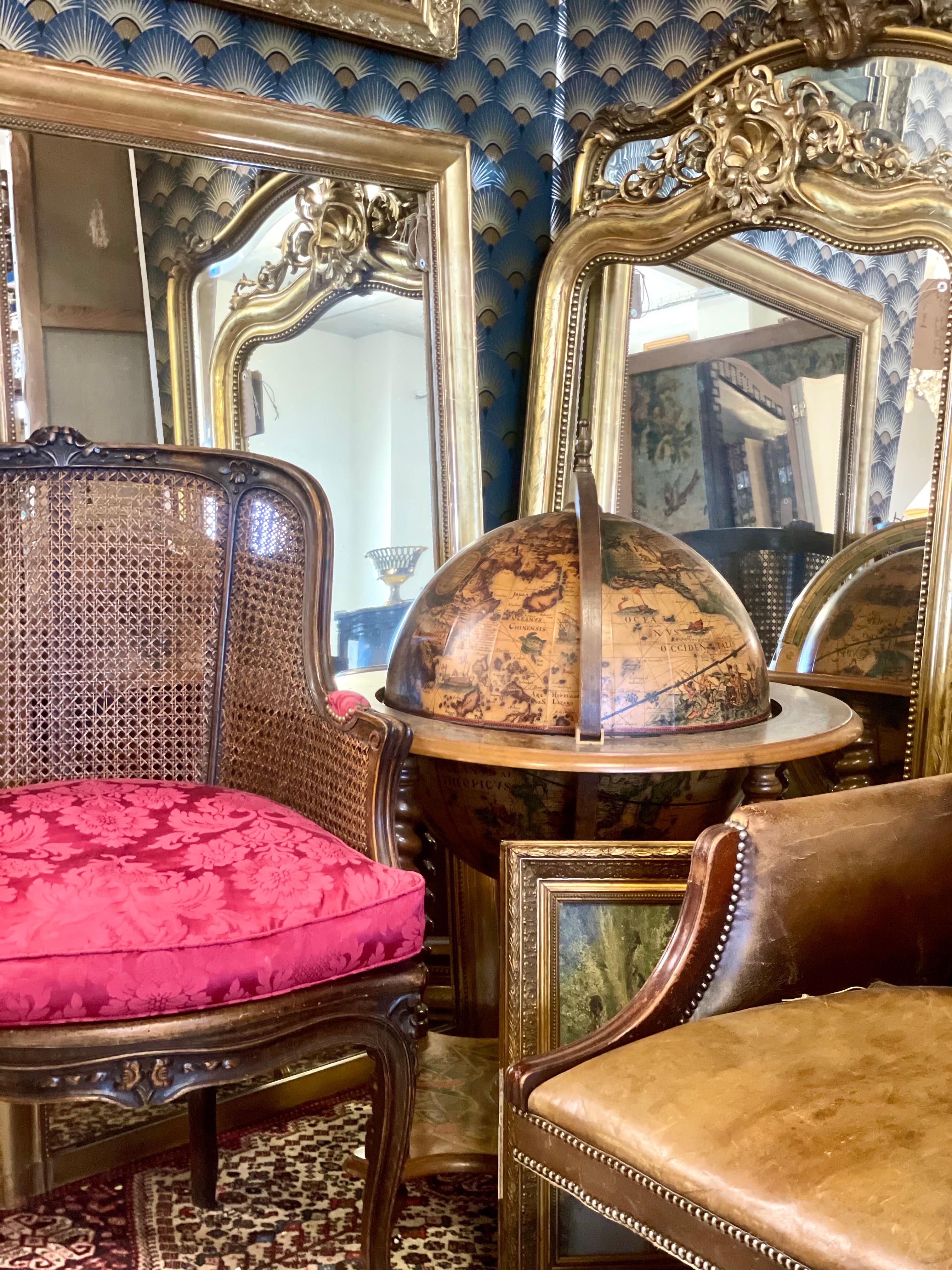 Chaise Bergère cannée de style Louis XV du 19ème siècle 8