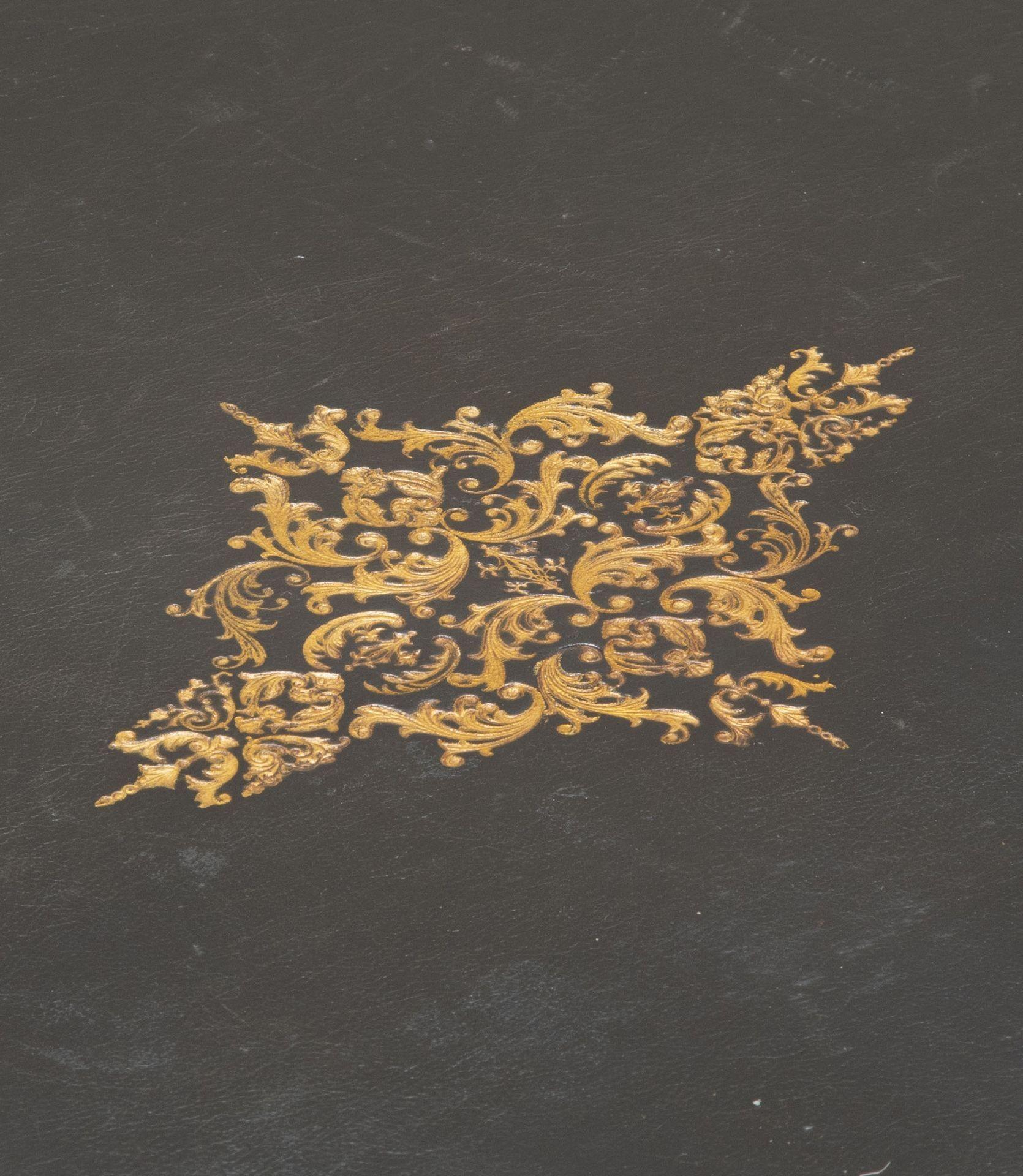 Bureau Plat in stile Luigi XV del 19° secolo in vendita 6