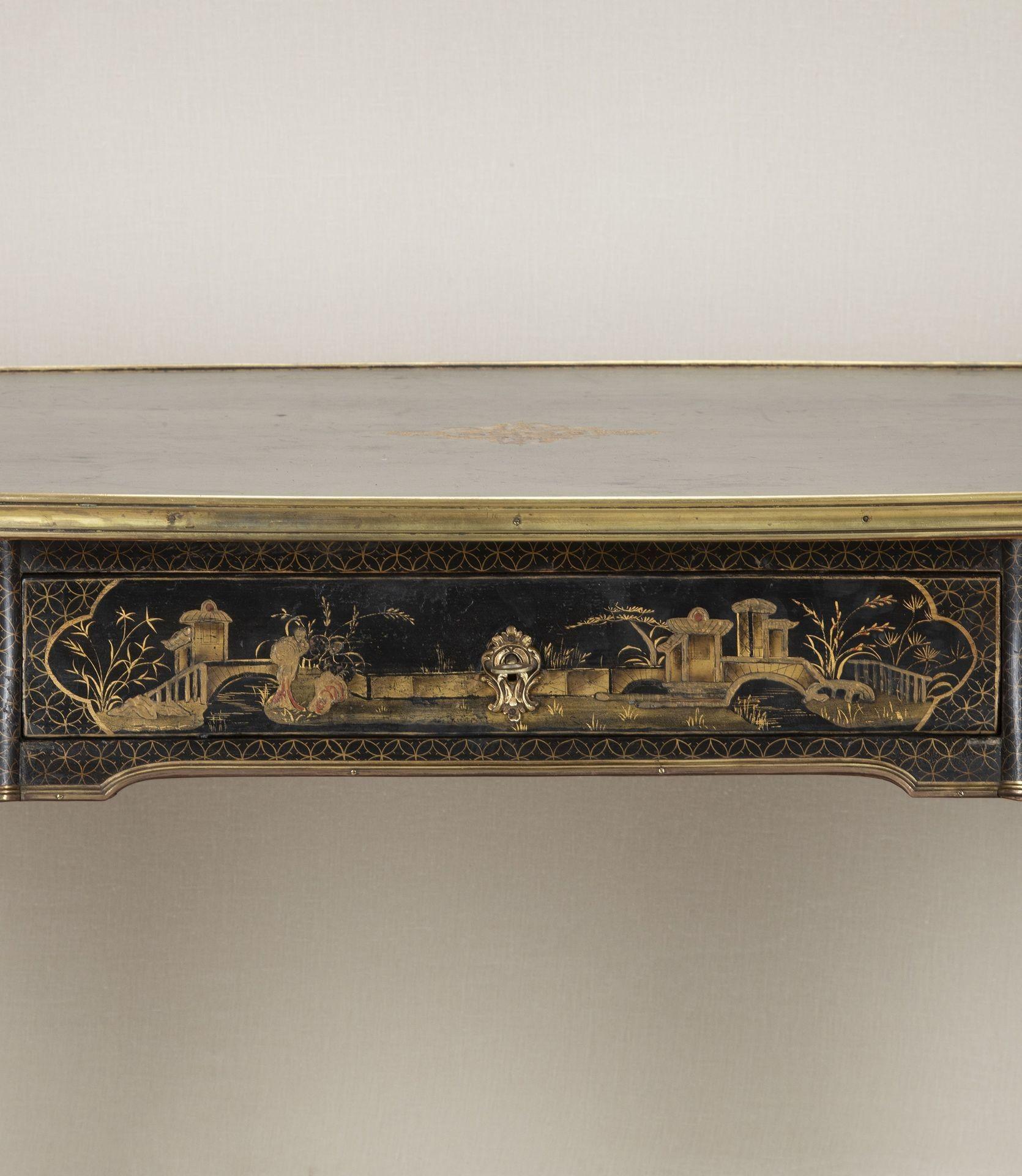 Bureau Plat in stile Luigi XV del 19° secolo in vendita 1