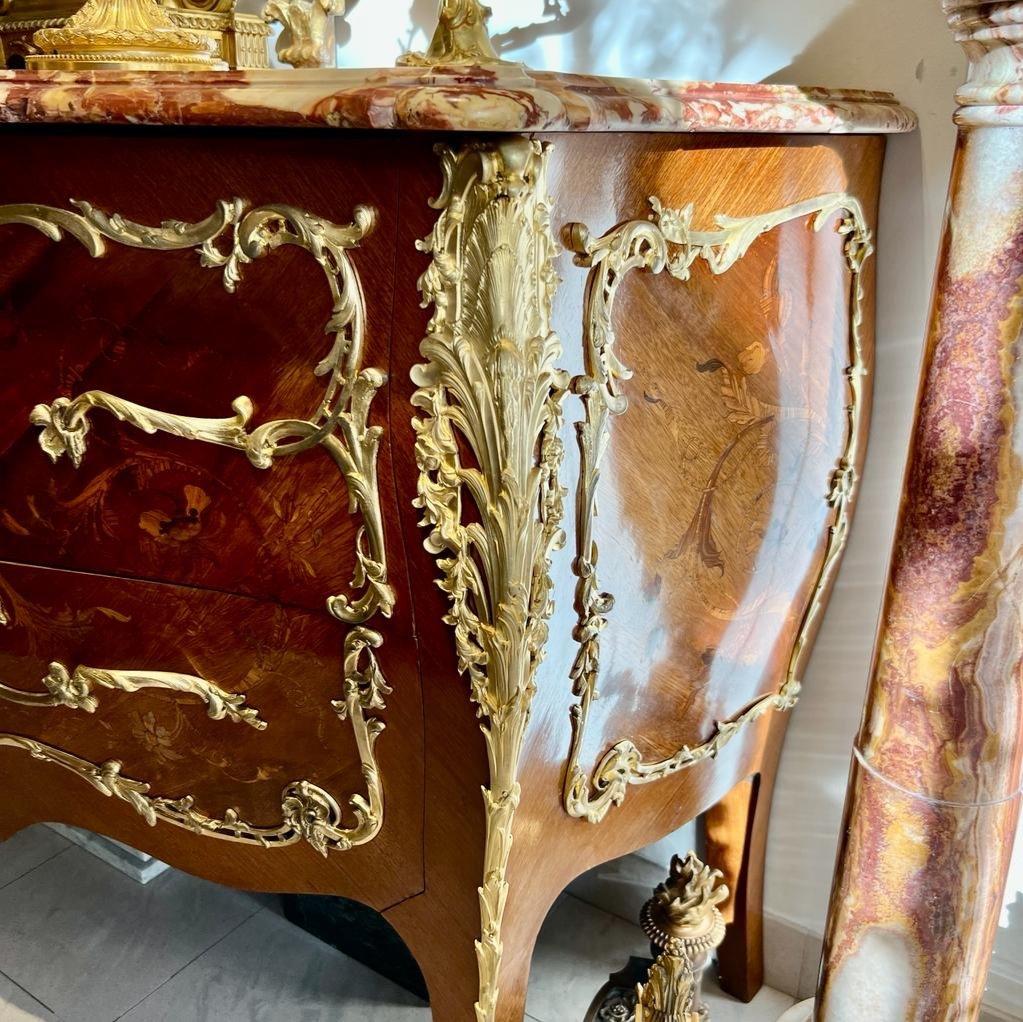 19th Century Louis XV Style Commode in Flower Marquetry  For Sale 3