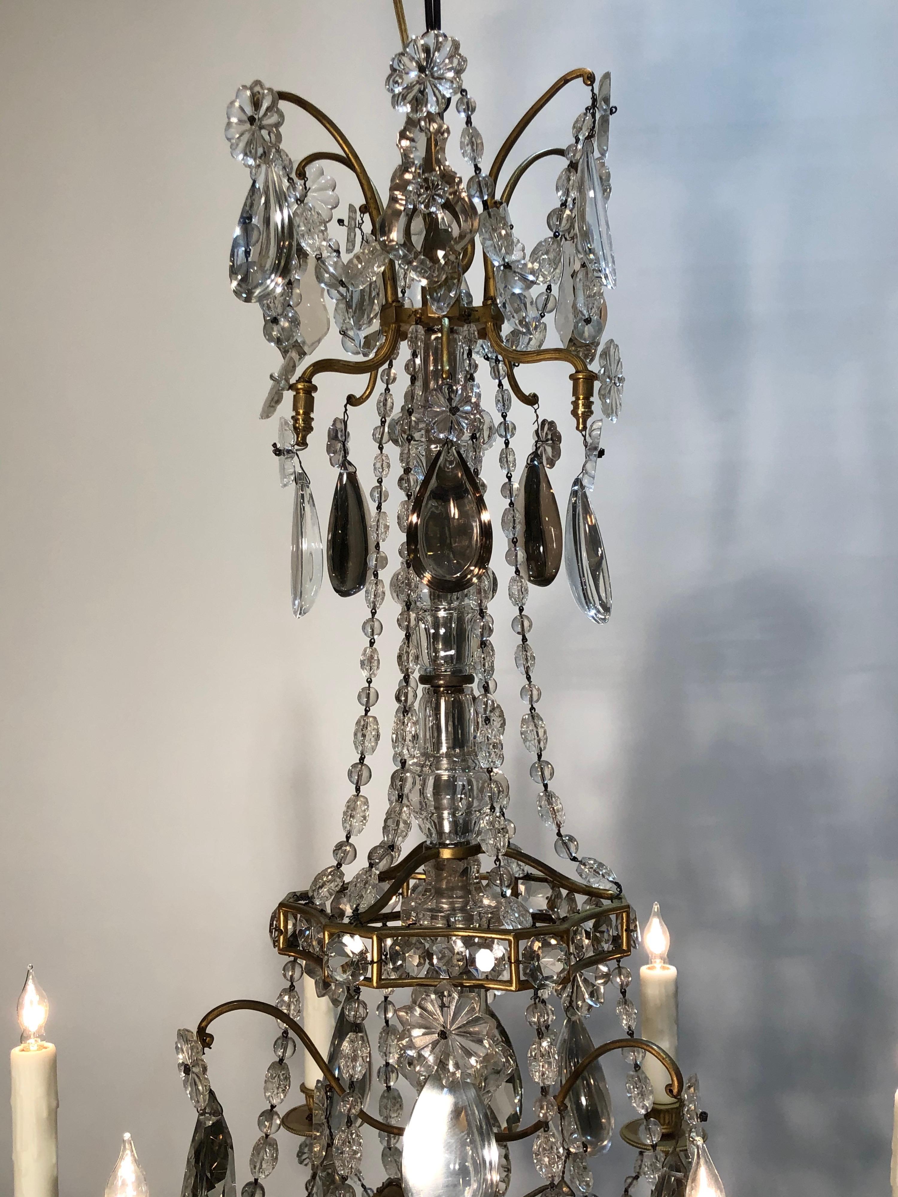 19th Century Louis XV Style Crystal and Gilt Bronze Chandelier For Sale 3