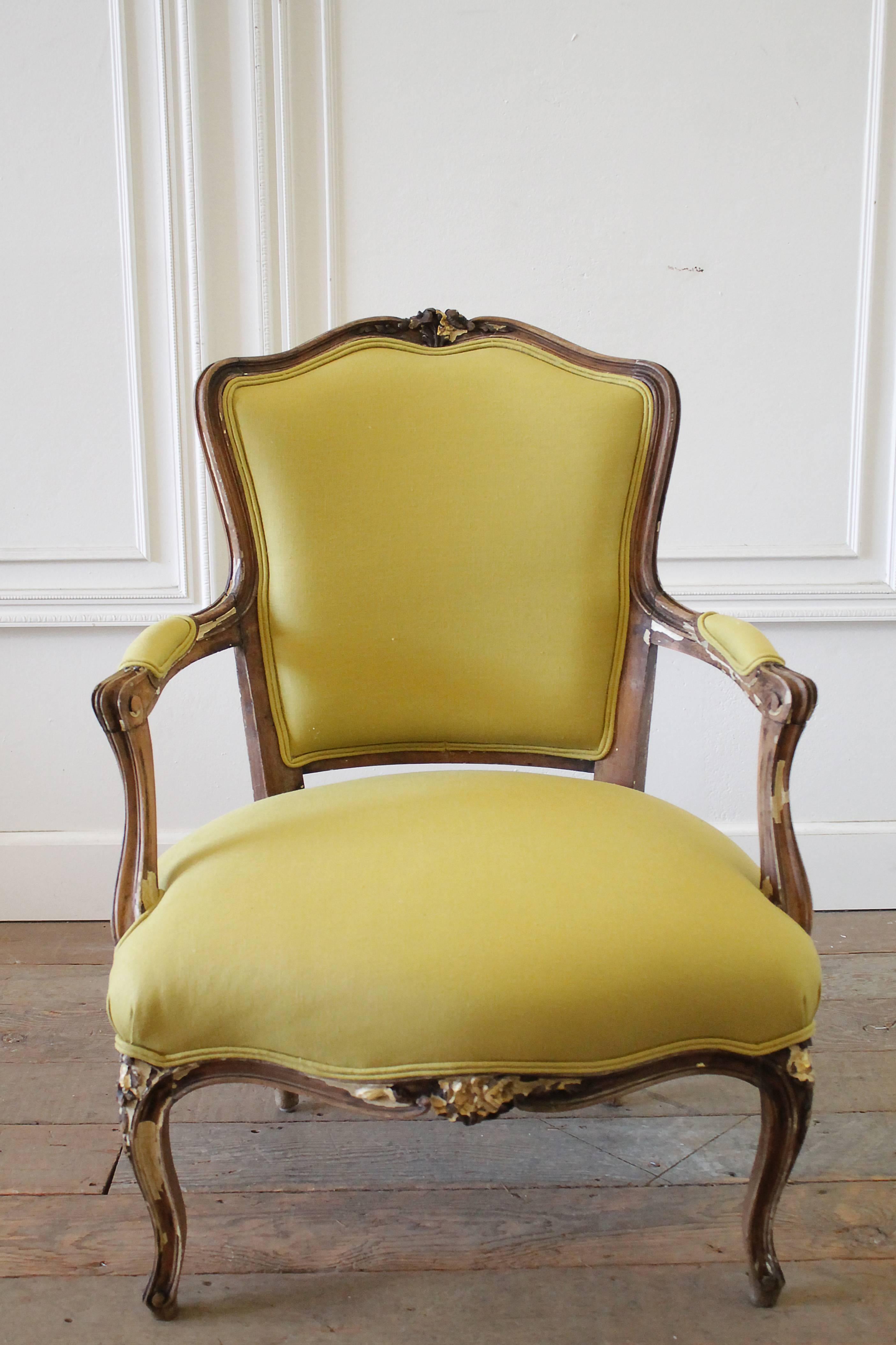 19th century Louis XV style fauteuil in chartreuse linen
Beautiful antique frame, with chippy painted patina, exposing the wood frame, and traces of gilt.
Measures: 26” W x 35” H x 26” D,
seat H 17” x seat D 20” x arm H 23”.