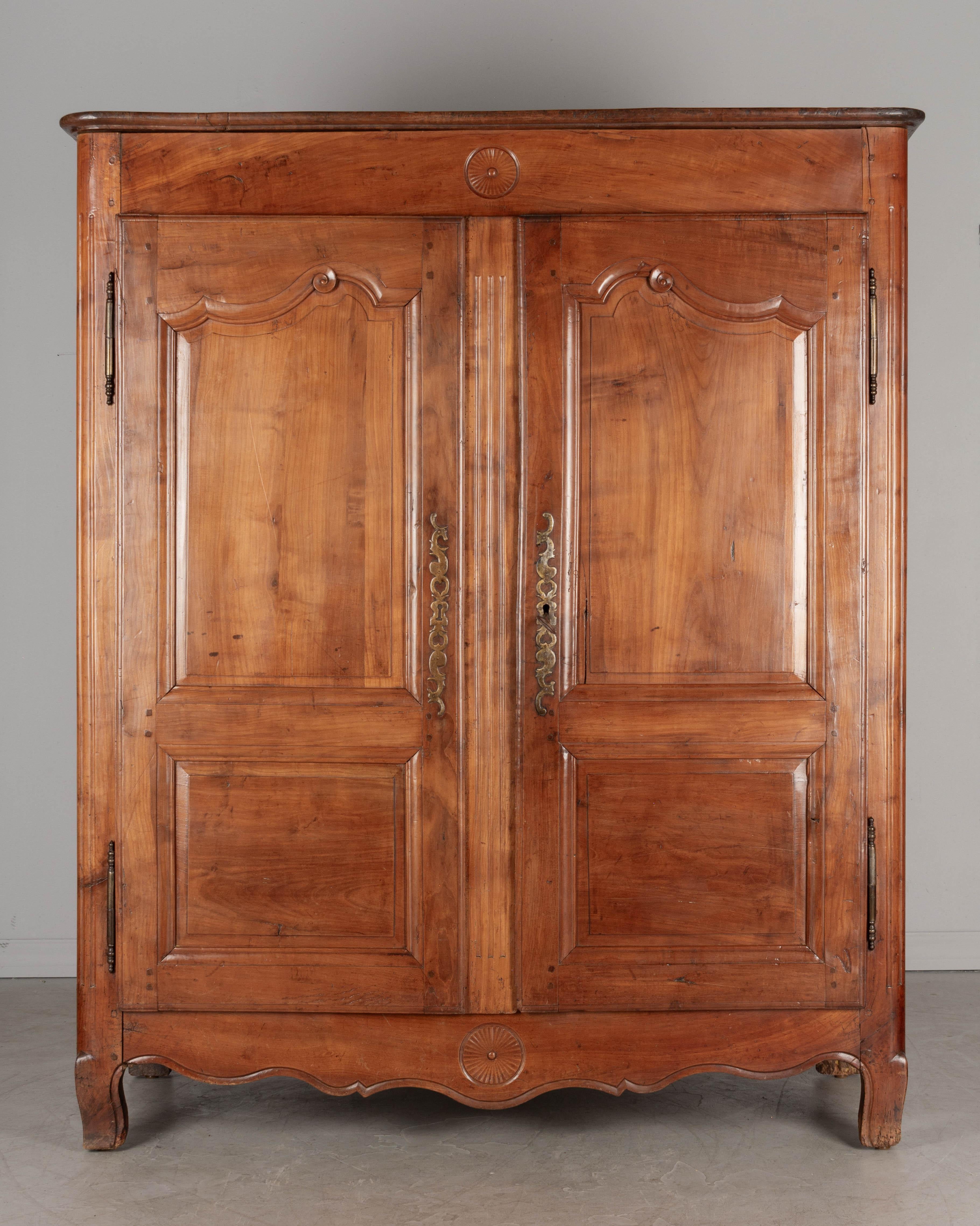 19th Century Louis XV Style French Armoire or Wardrobe In Good Condition For Sale In Winter Park, FL