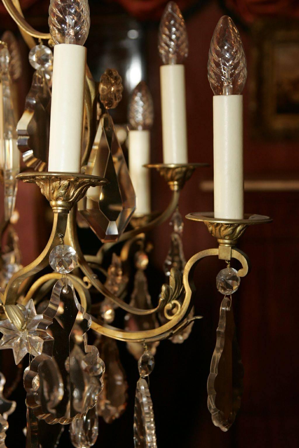 Lampadario francese del XIX secolo in stile Luigi XV in vendita 1