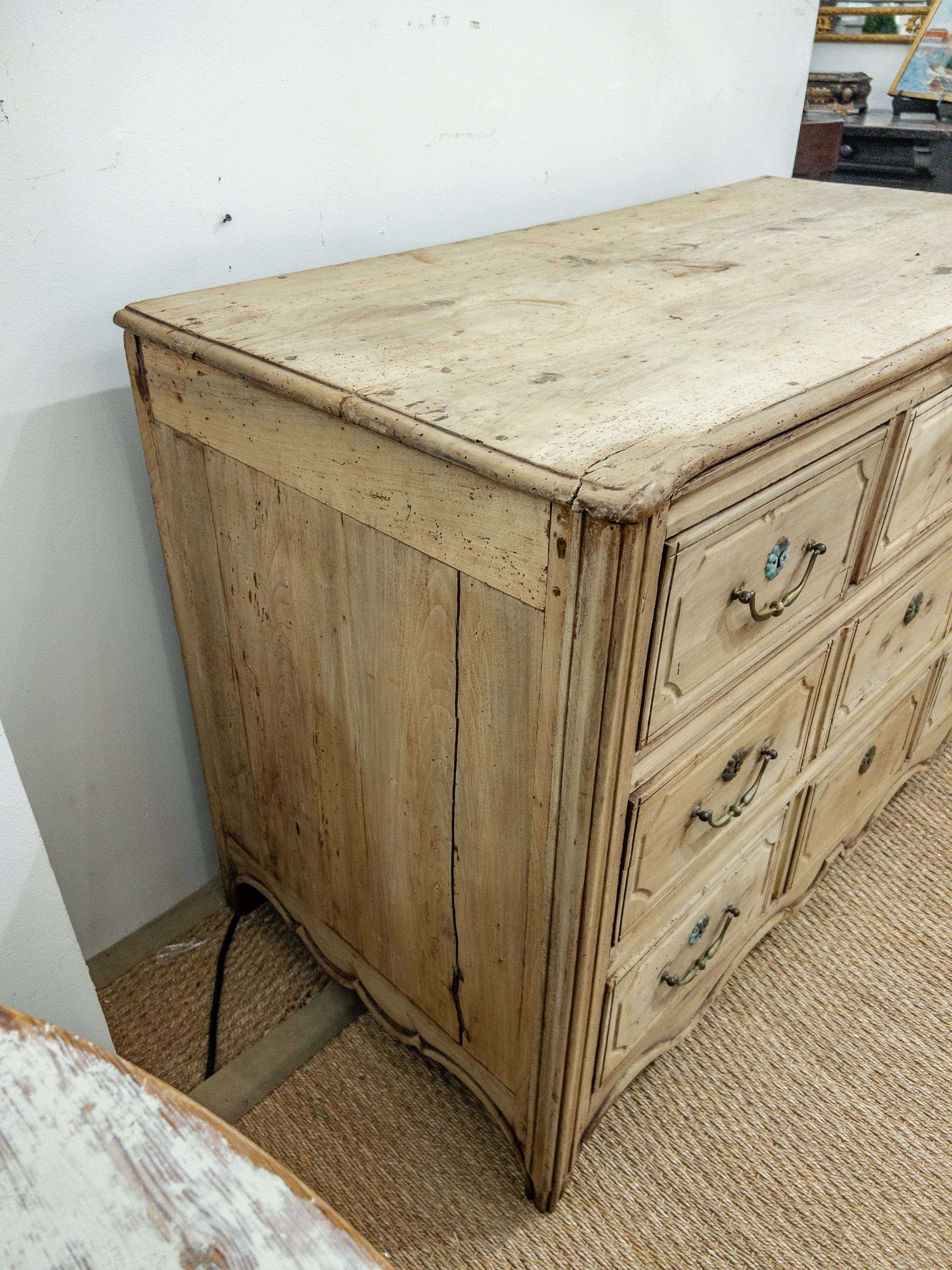 19th Century Louis XV Style French Commode of Lightened Walnut In Good Condition In Houston, TX