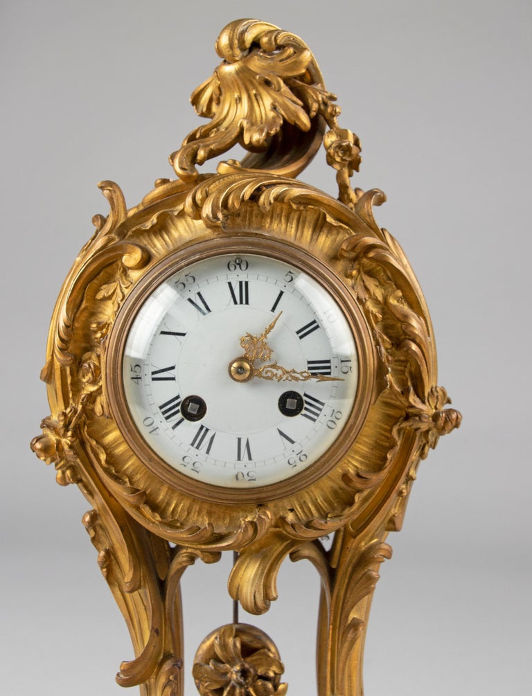 Rococo Revival 19th Century Louis XV Style Gilt Bronze Pendule Clock For Sale