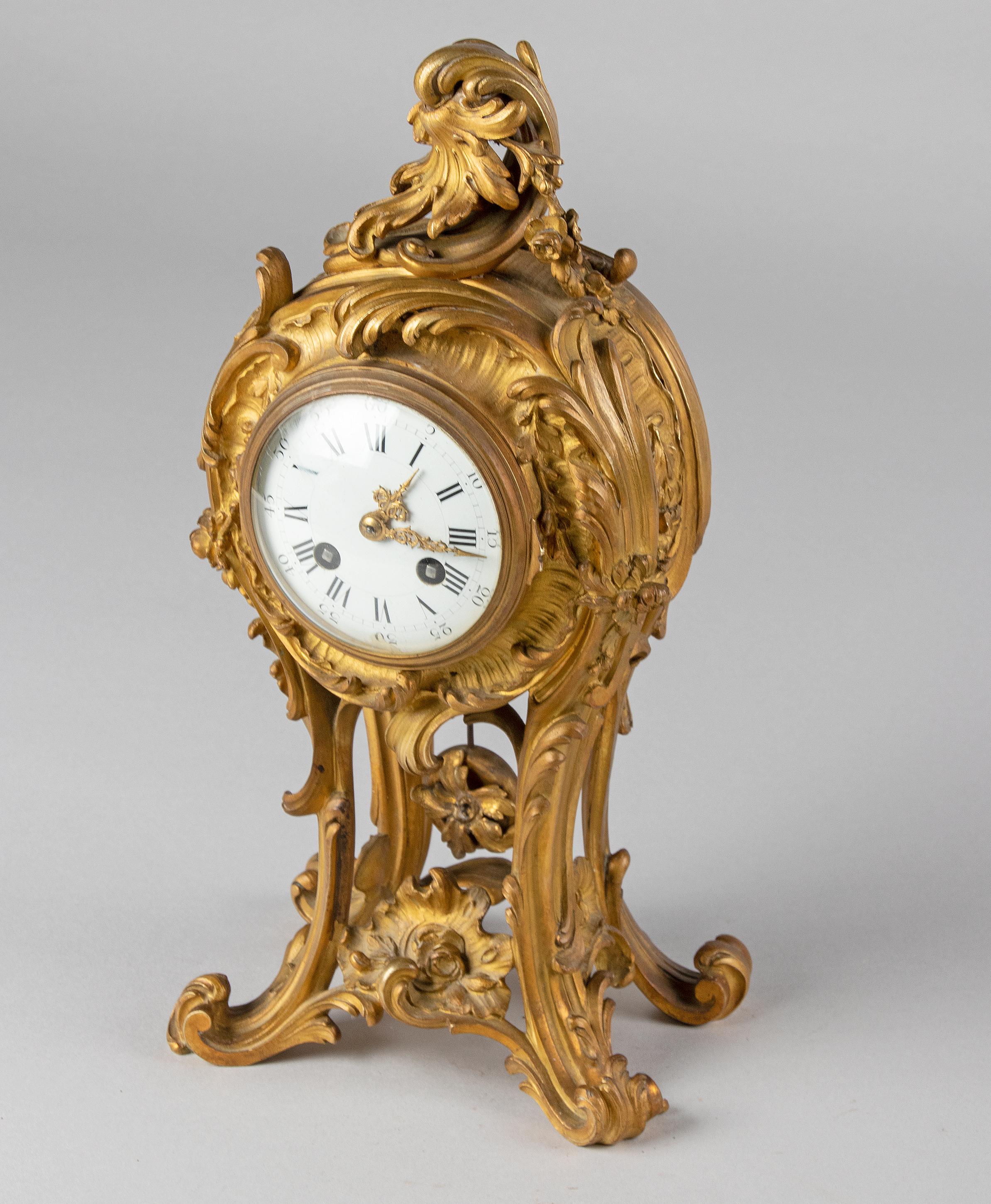 Late 19th Century 19th Century Louis XV Style Gilt Bronze Pendule Clock For Sale