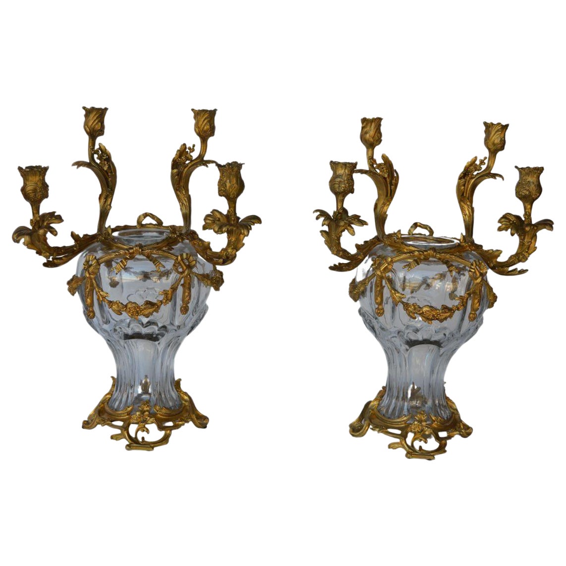 Candélabre de style Louis XV du 19ème siècle en verre et bronze doré par Henri Vian en vente