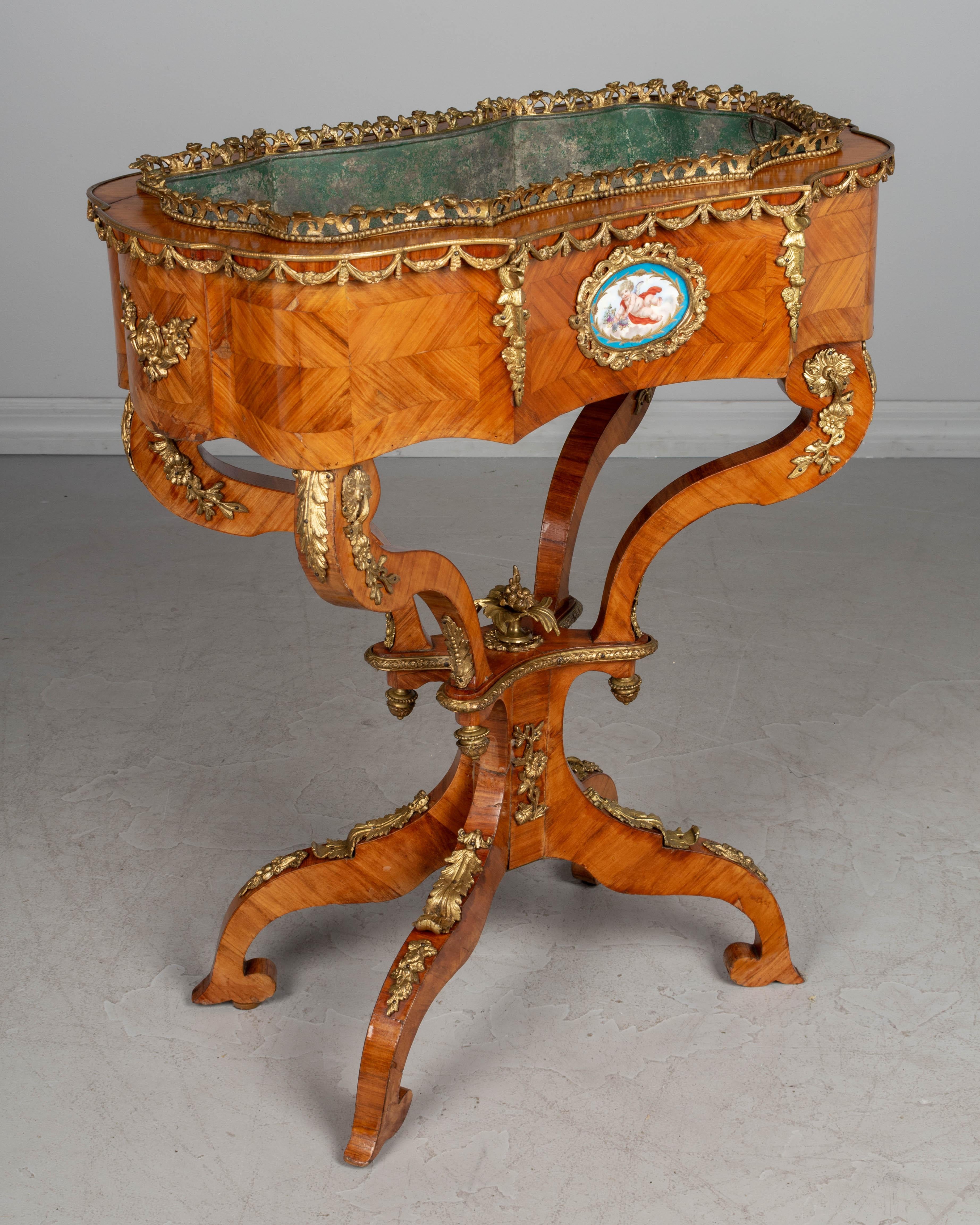 French 19th Century Louis XV Style Jardinière or Plant Stand For Sale