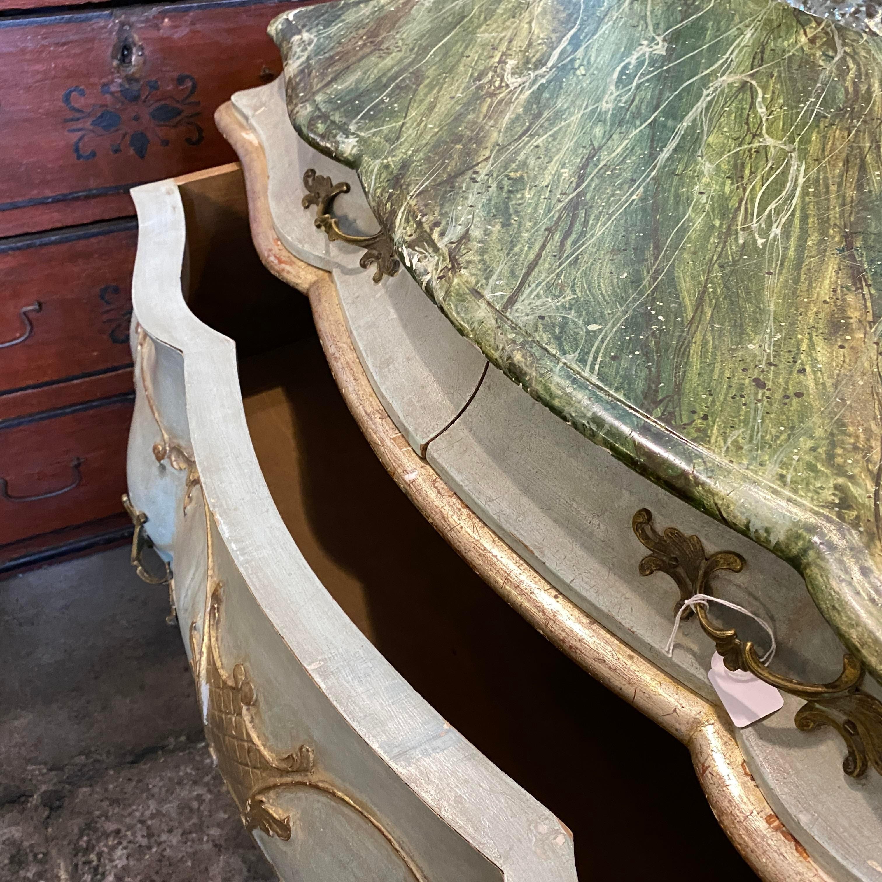19th Century Louis XV Style Lacquered Venetian Commode For Sale 6