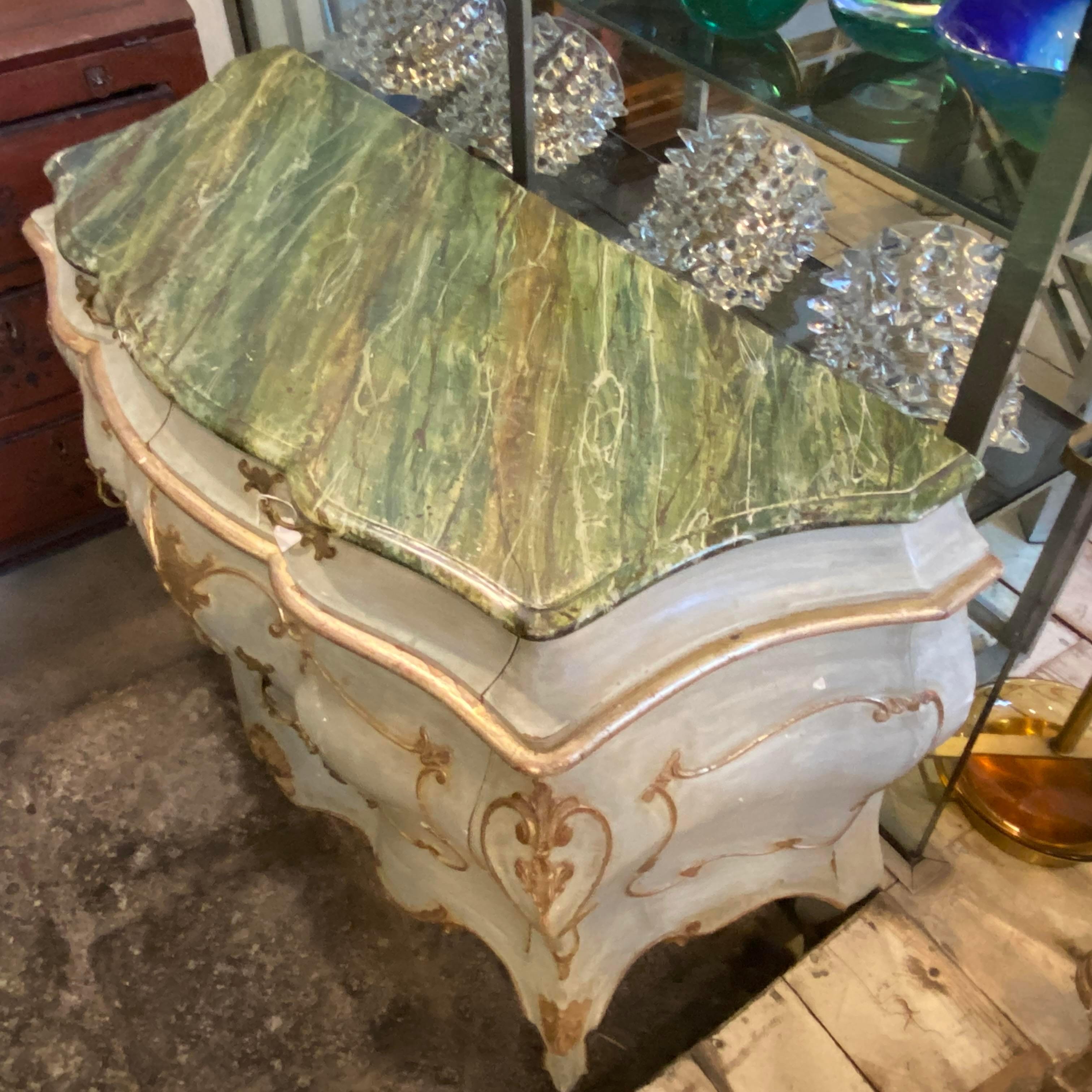 19th Century Louis XV Style Lacquered Venetian Commode For Sale 3