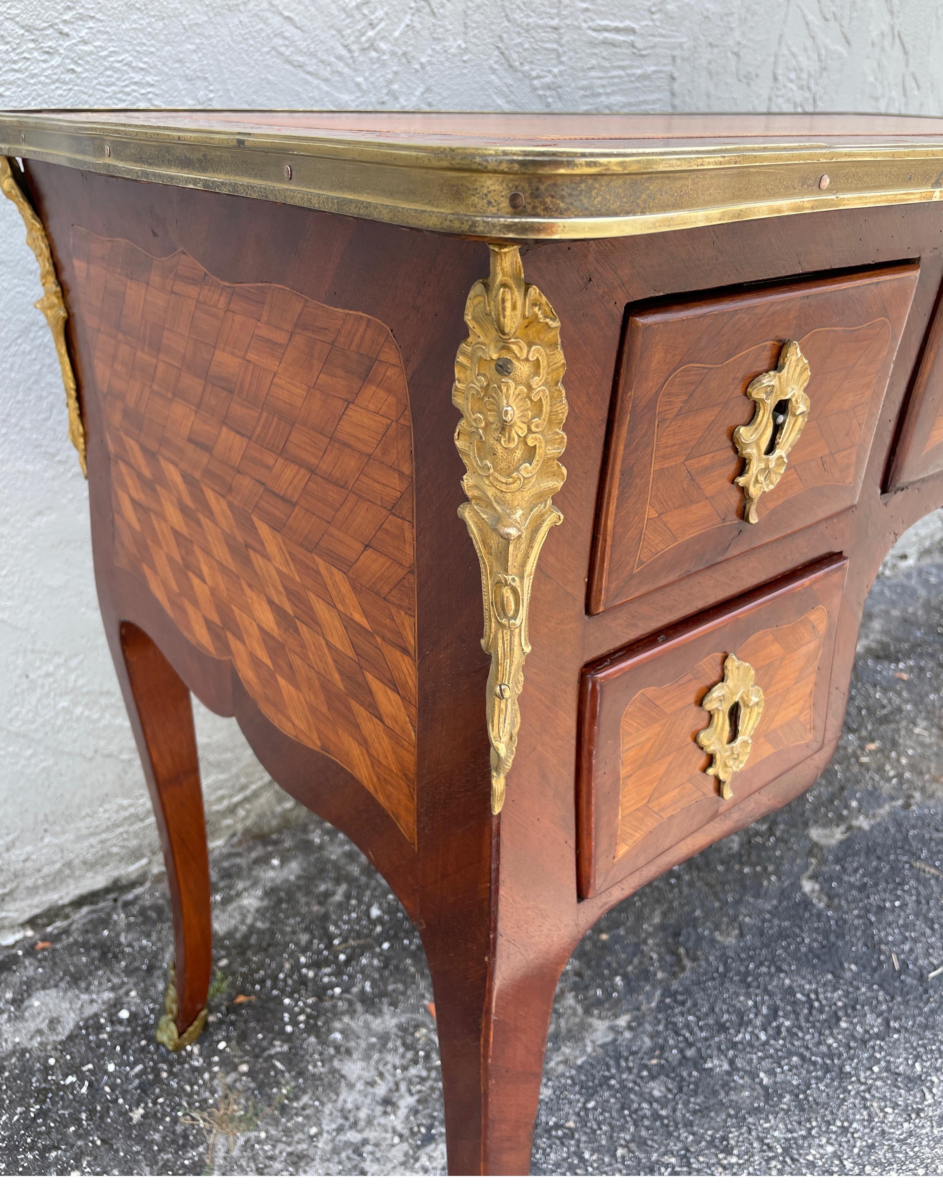 19th Century Louis XV Style Ladies French Marquetry Desk For Sale 6