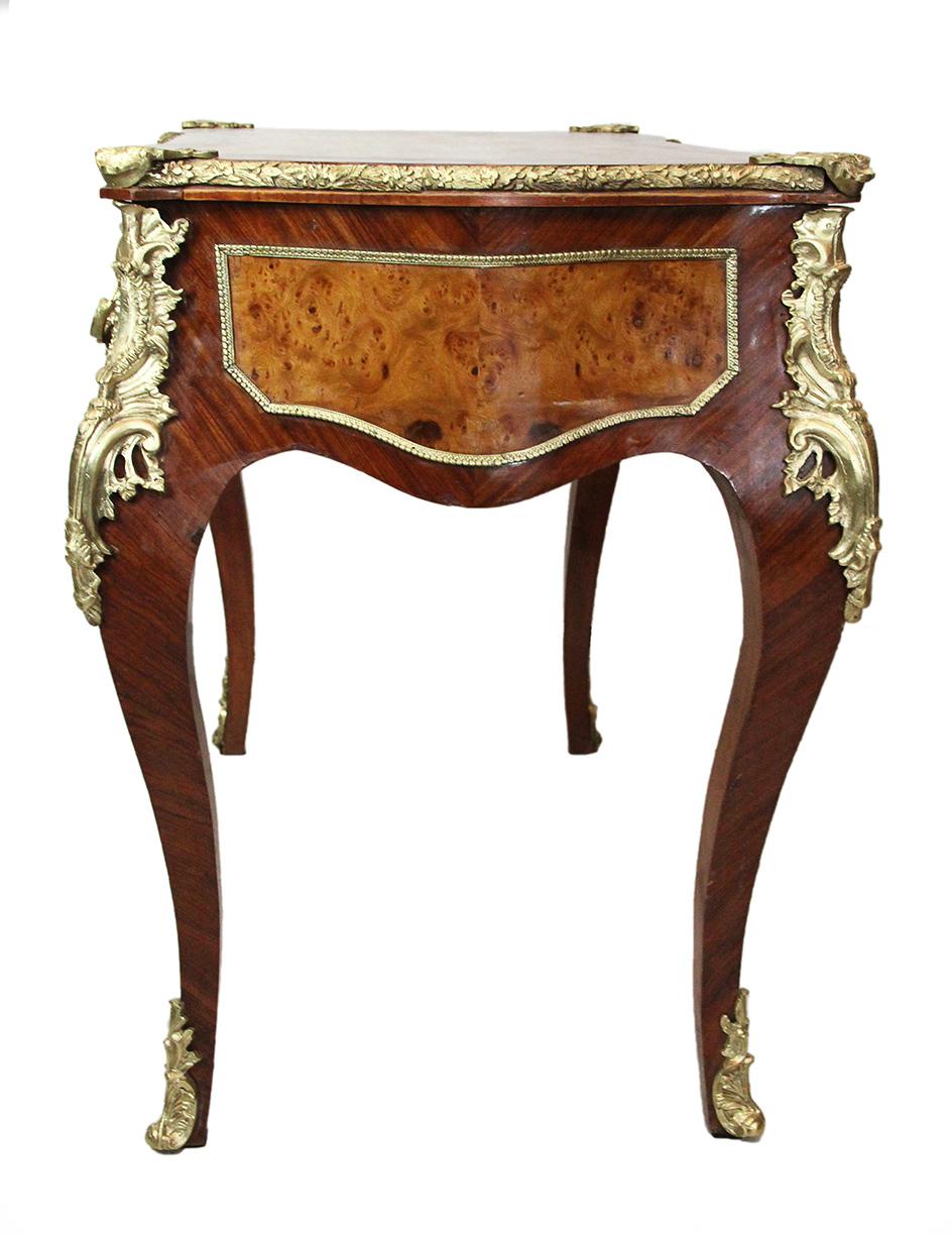 French 19th Century Louis XV Style Lady's Desk in Rosewood and Burl For Sale