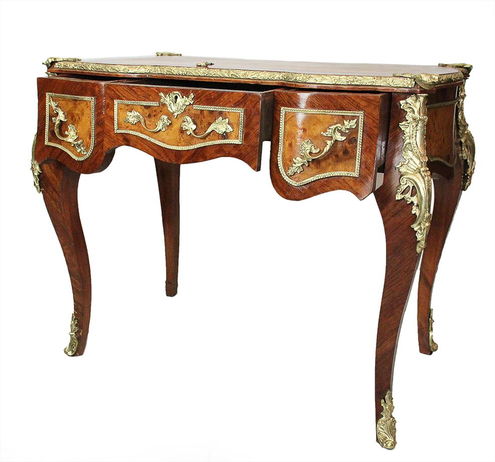 Veneer 19th Century Louis XV Style Lady's Desk in Rosewood and Burl For Sale