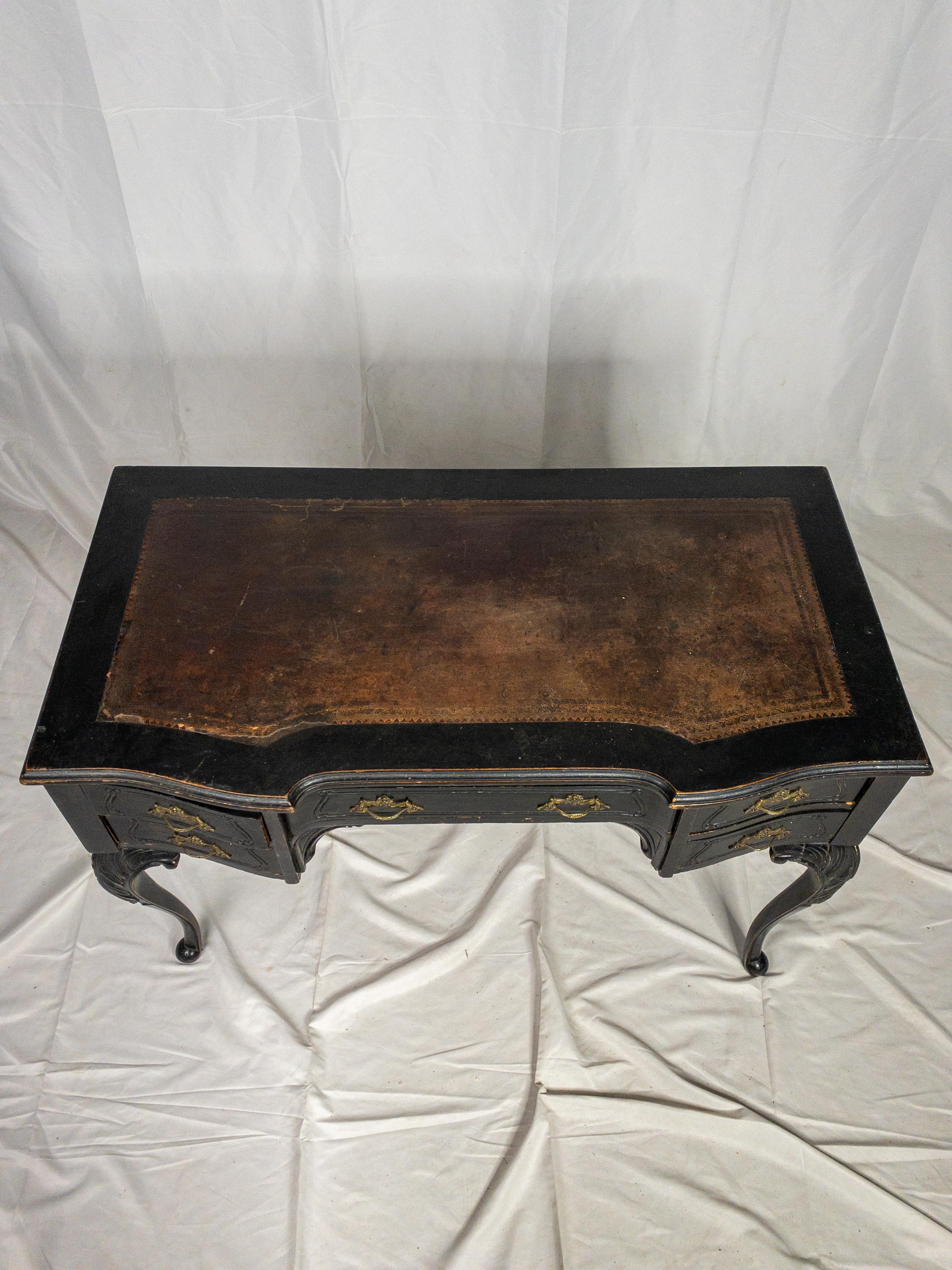 19th Century Louis XV Style Leather Top French Desk For Sale 1