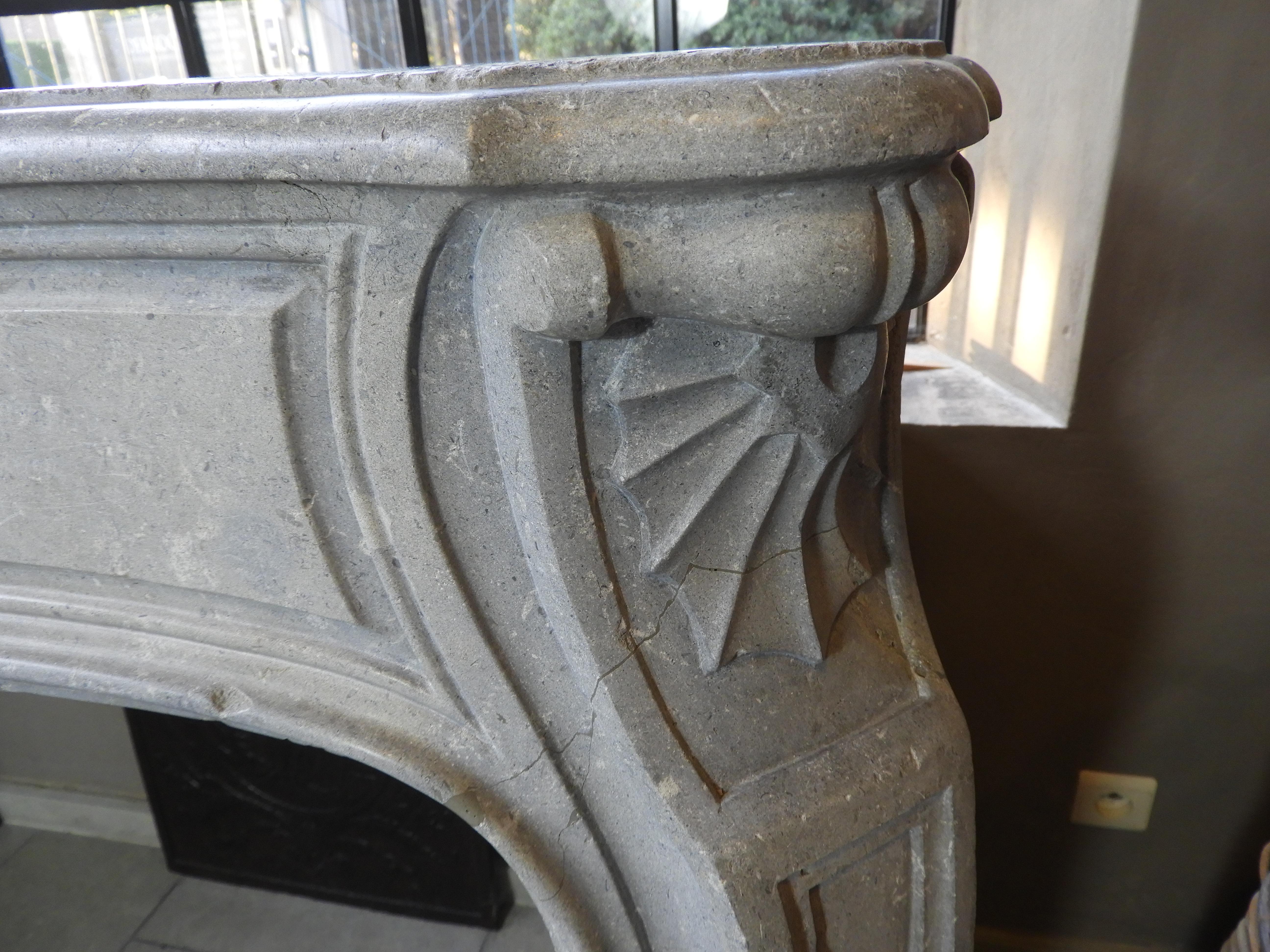 19th Century Louis XV Style Louis 15th Fireplace in Grey French Limestone For Sale 15