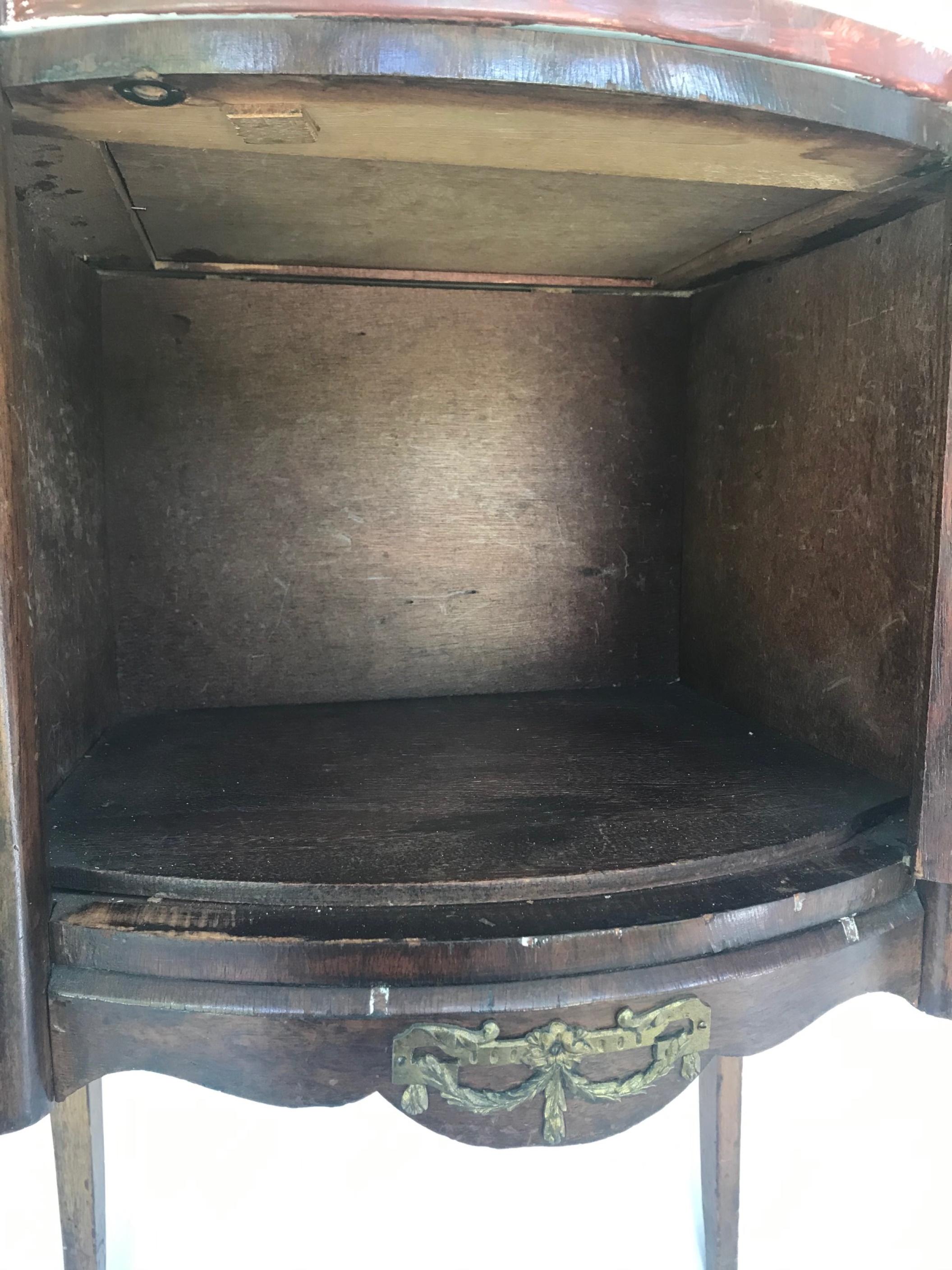 19th Century Louis XV Style Marquetry Ormolu Side Table / Nightstand 5