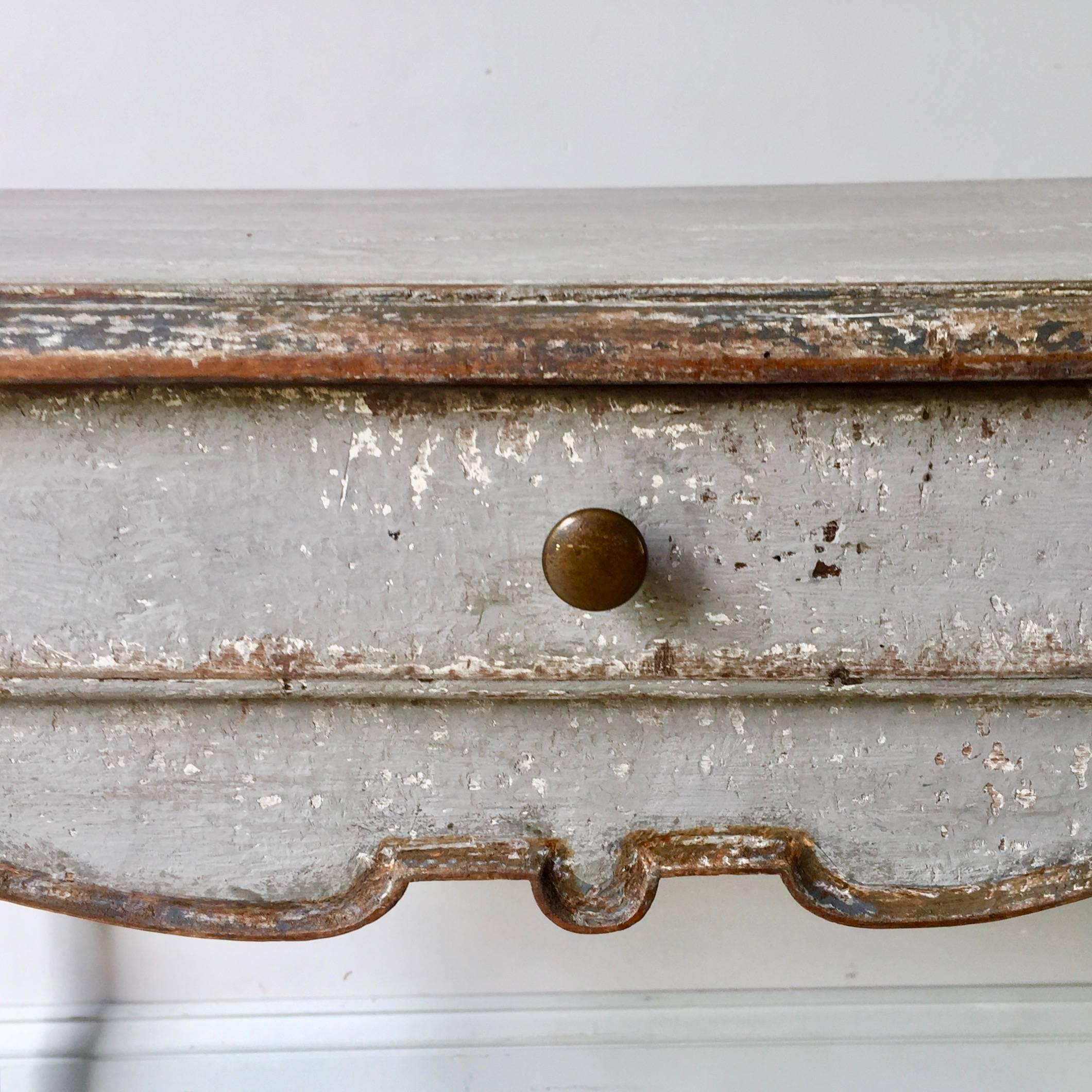 19th Century Louis XV Style Painted Small Table In Good Condition In Charleston, SC