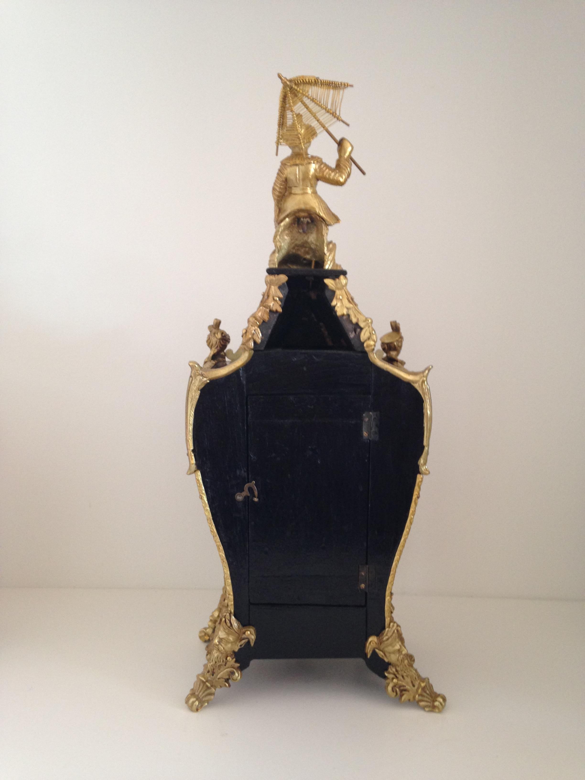 Pendule de cheminée en bois de rose de style Louis XV, Raingo Frères, Paris, XIXe siècle en vente 4