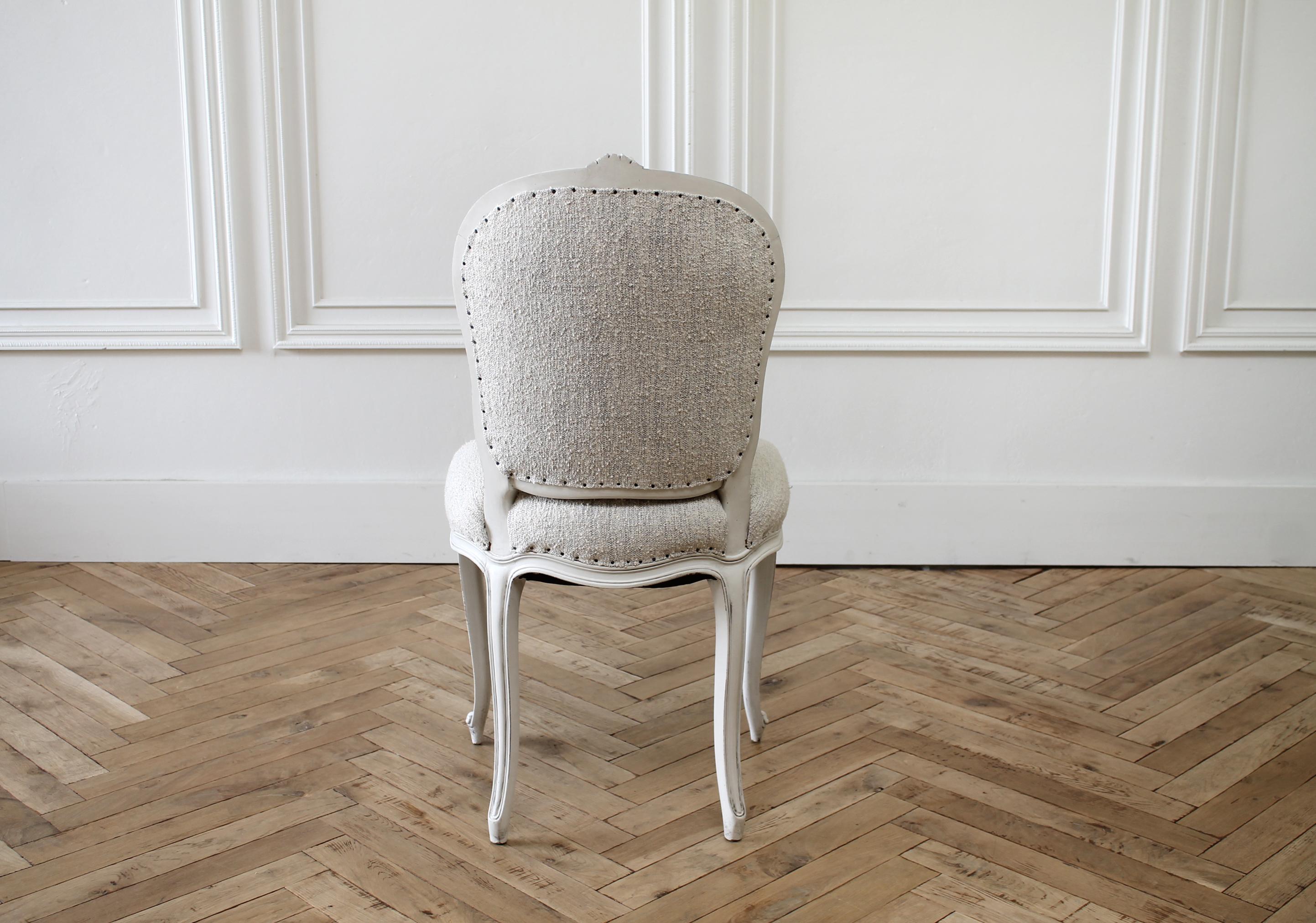 European 19th Century Louis XV Style Vanity Chair in Boucle Fabric