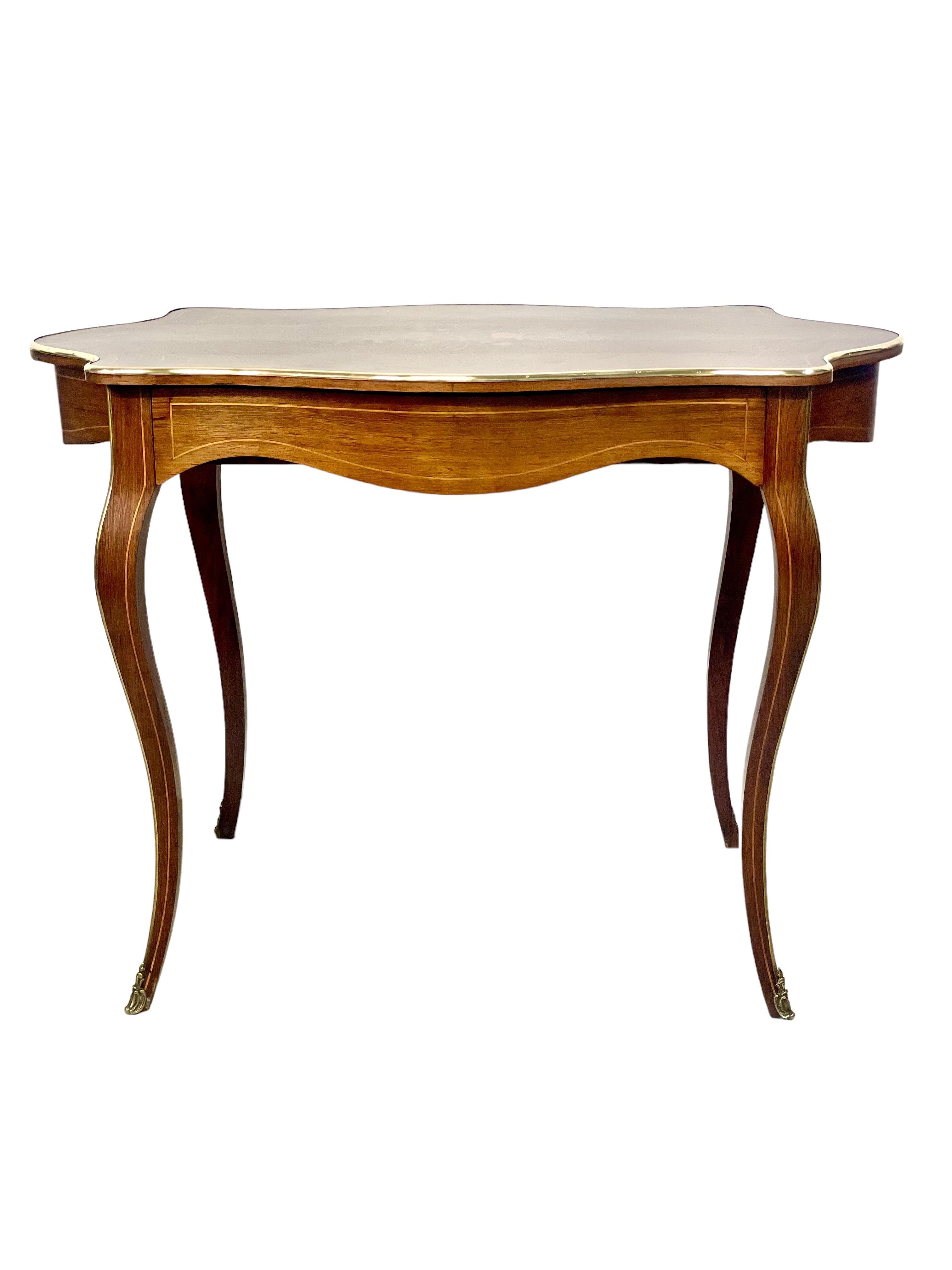19th Century Louis XV Style Writing Desk or Center Table For Sale 4
