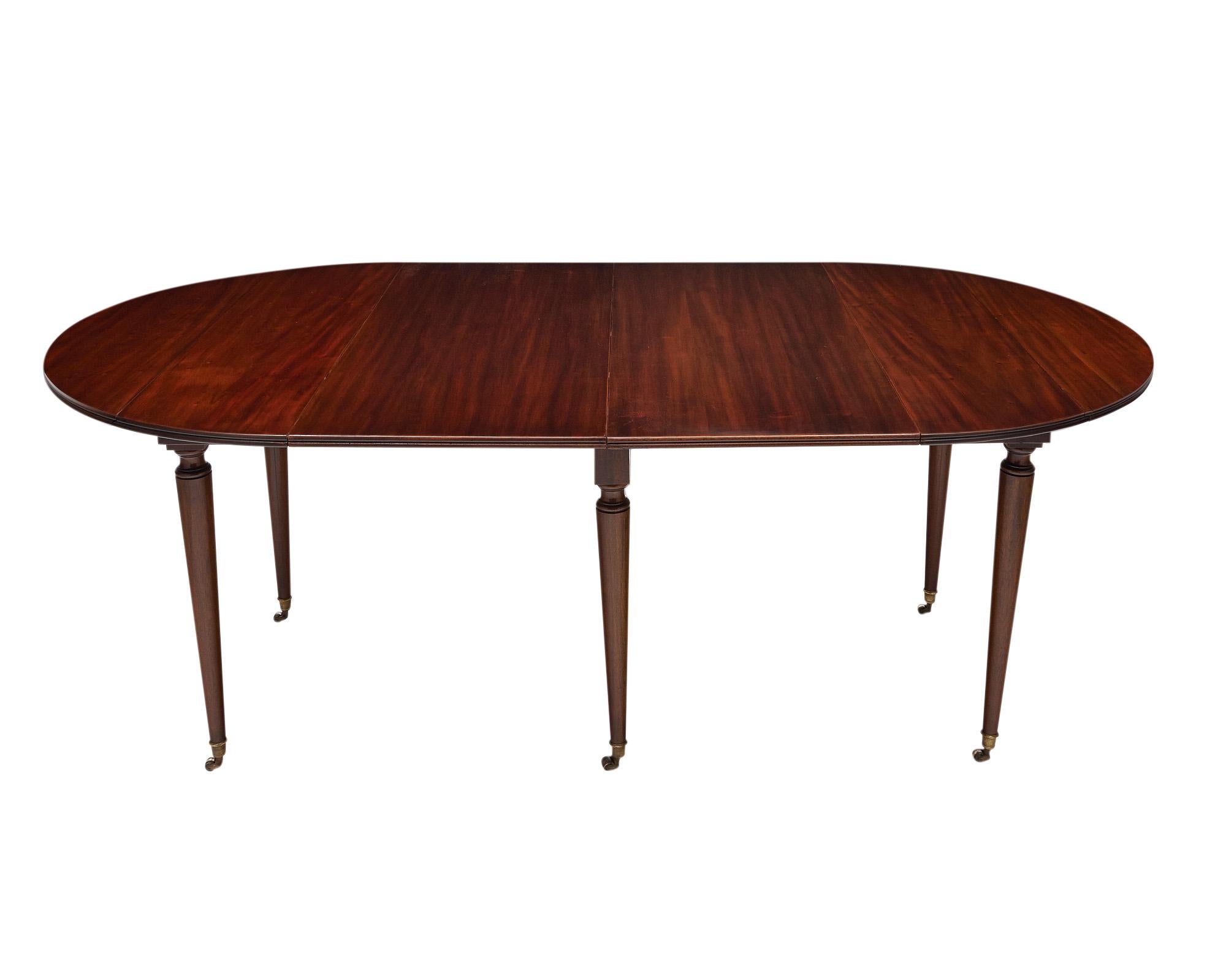 Table de salle à manger ancienne Louis XVI du 19e siècle en vente 1