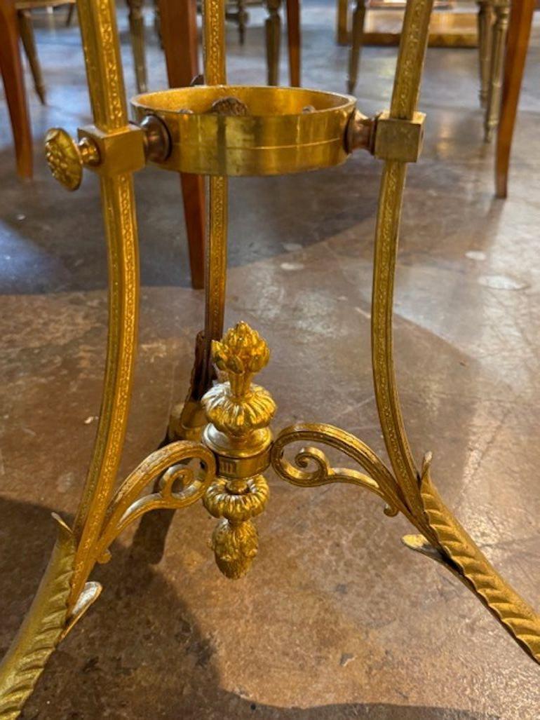 Mesa Luis XVI del siglo XIX de bronce y mármol negro Bronce en venta