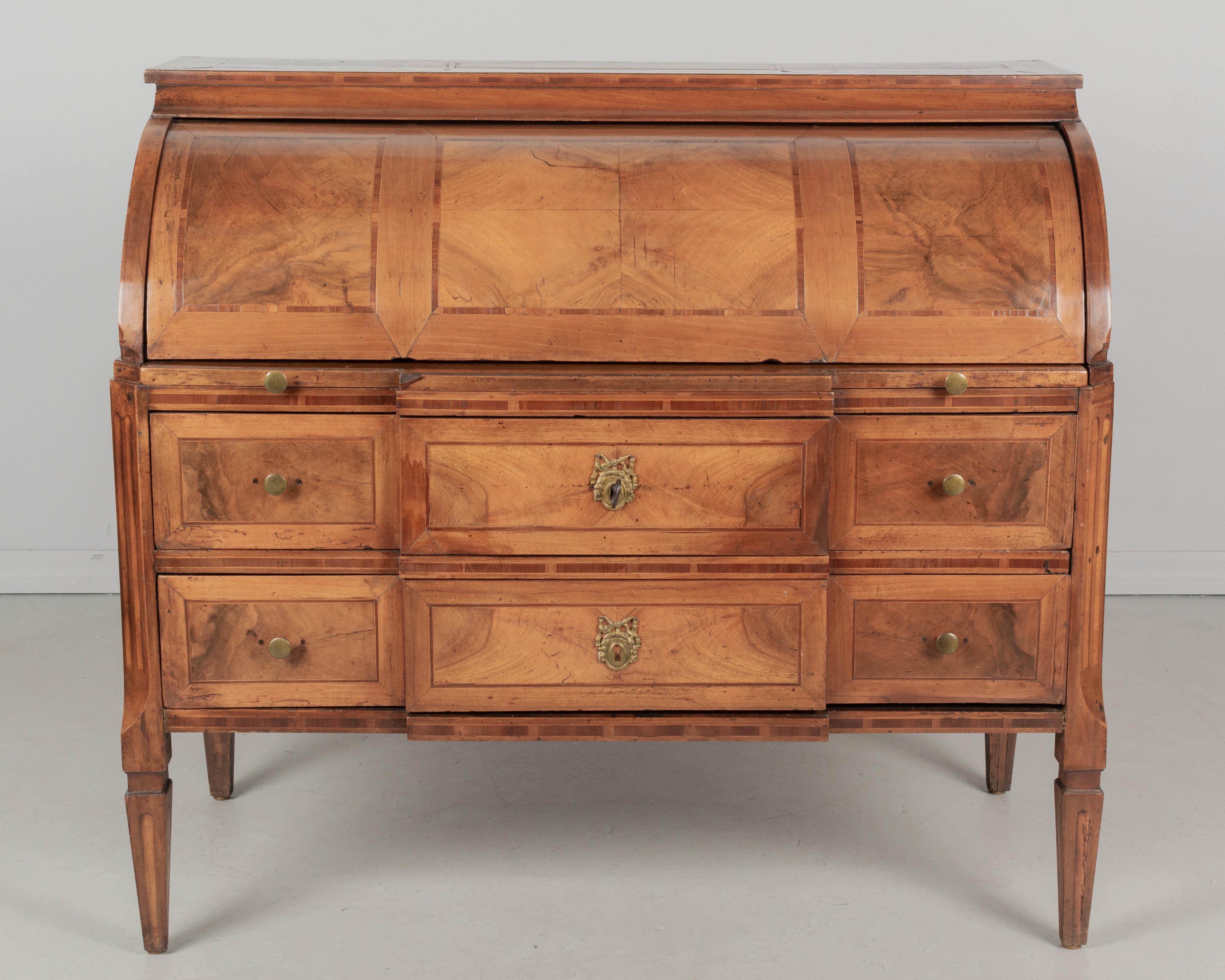 19th Century Louis XVI Bureau à Cylindre or Roll Top Desk For Sale 2