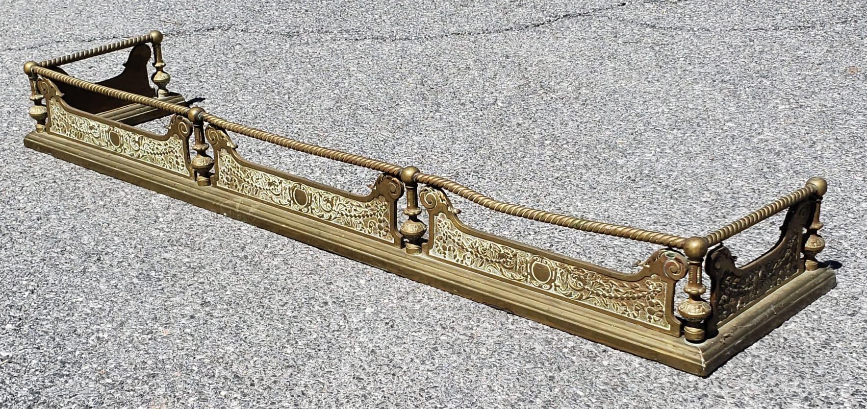 American Classical 19th Century Louis XVI Cast Brass and Iron Fireplace Fender  For Sale