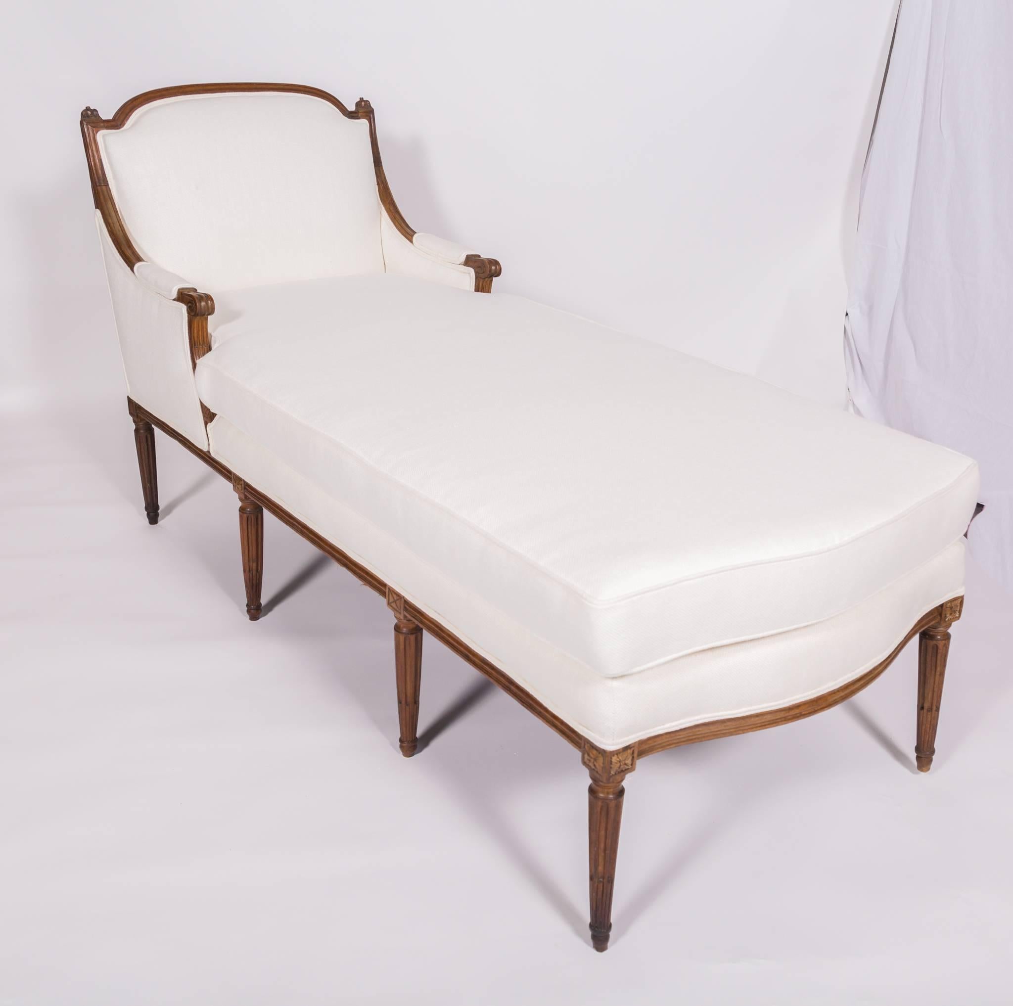 19c Louis XVI Upholstered Chaise In Fair Condition In New Orleans, LA