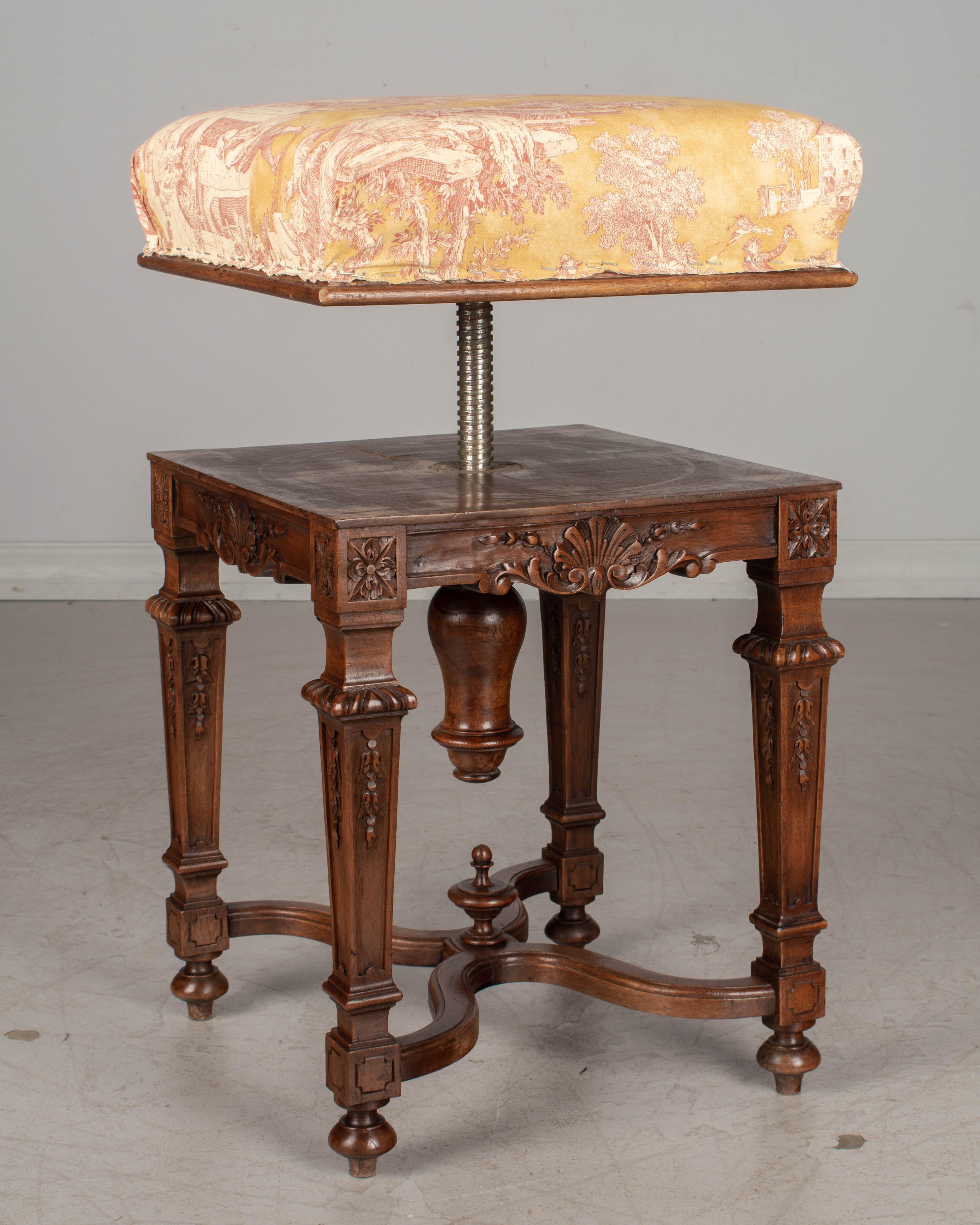 19th Century Louis XVI French Adjustable Stool For Sale 5