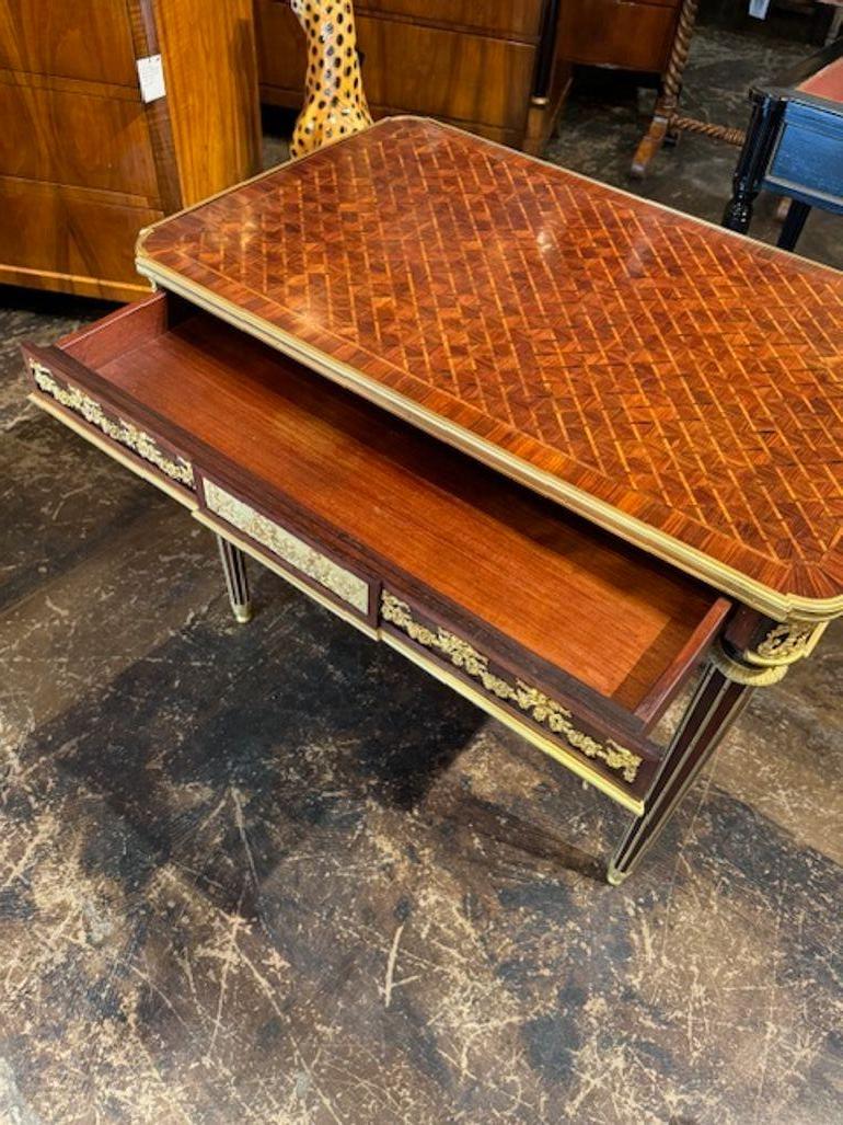 Table française Louis XVI du 19ème siècle en vente 2