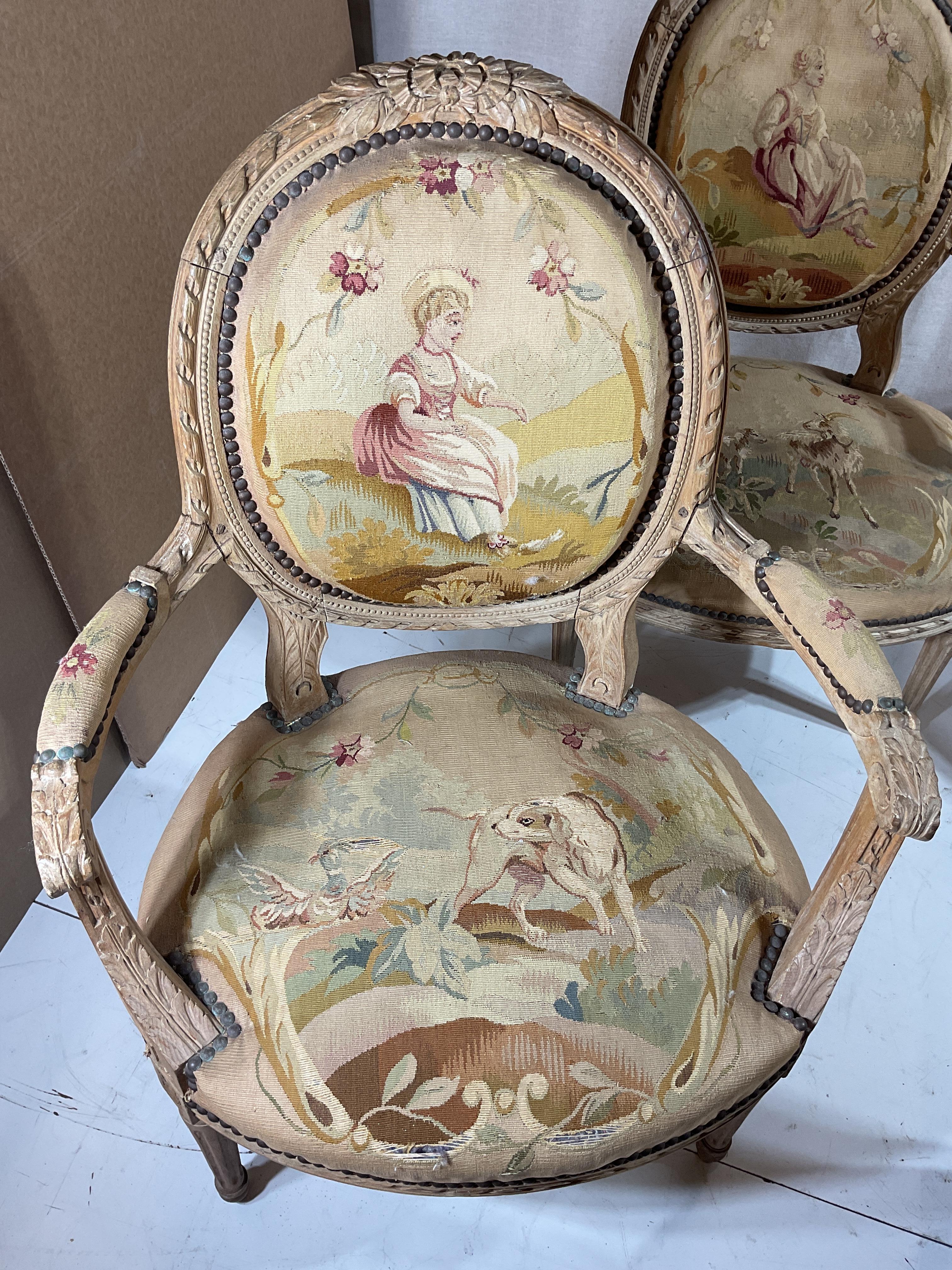 XIXe siècle Settee et quatre fauteuils français Louis XVI du 19ème siècle en vente