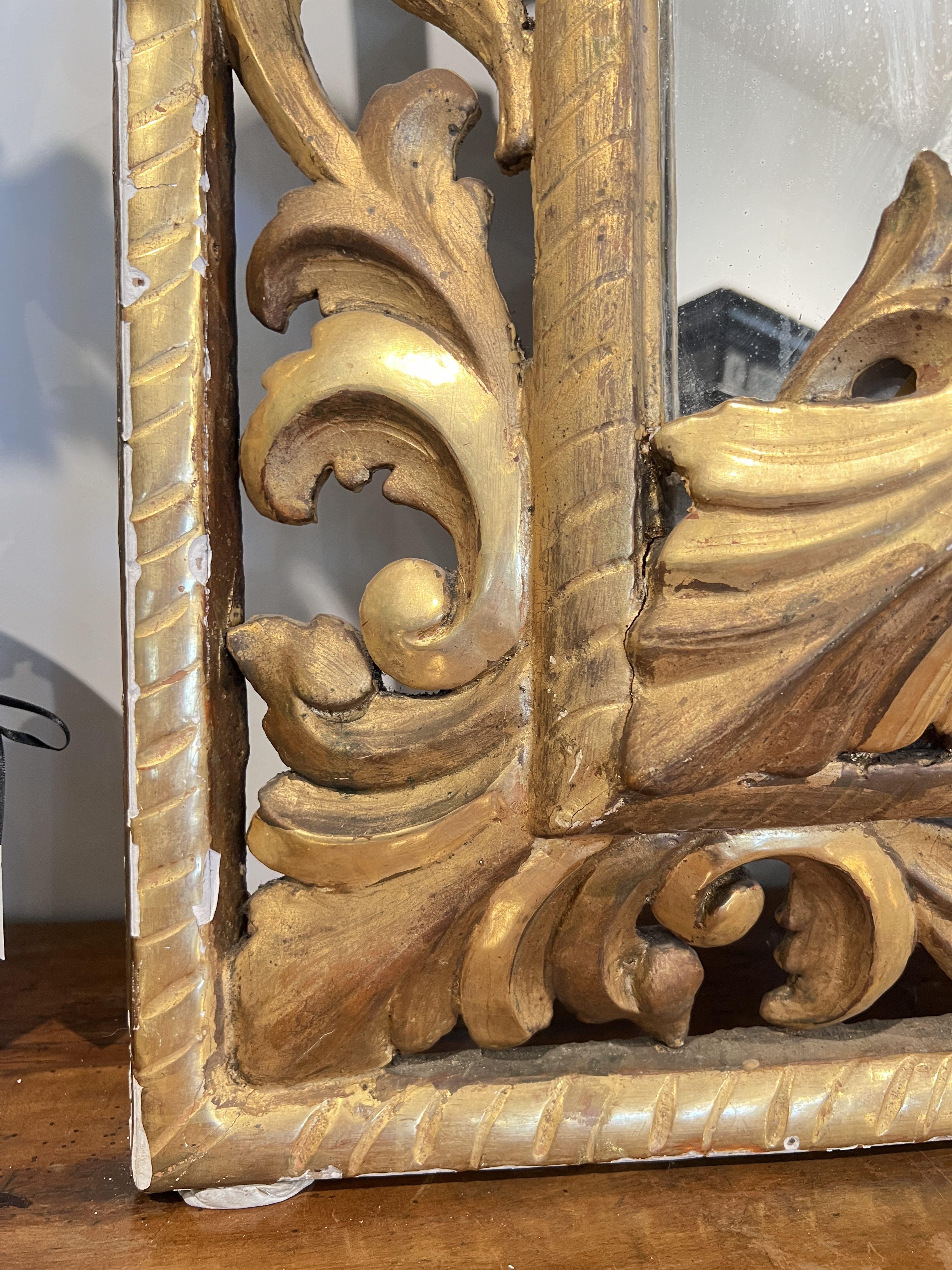 Miroir antique doré Louis XVI du 19ème siècle en vente 3