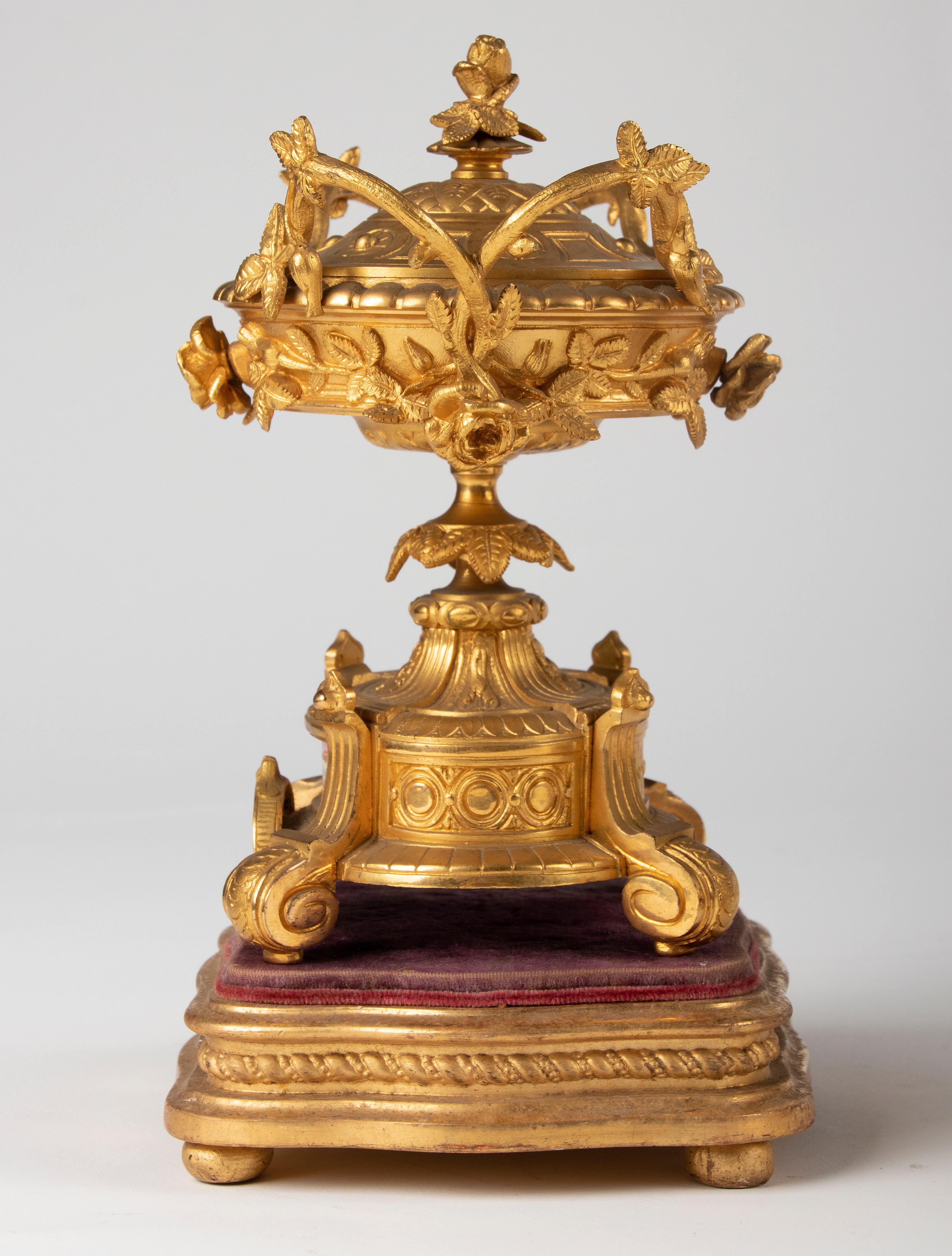 19th Century Louis XVI Gilt Bronze and Sèvres Lidded Urns 5