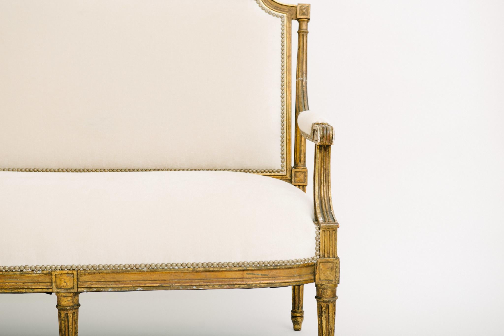 19th Century Louis XVI Giltwood Settee In Good Condition For Sale In Houston, TX