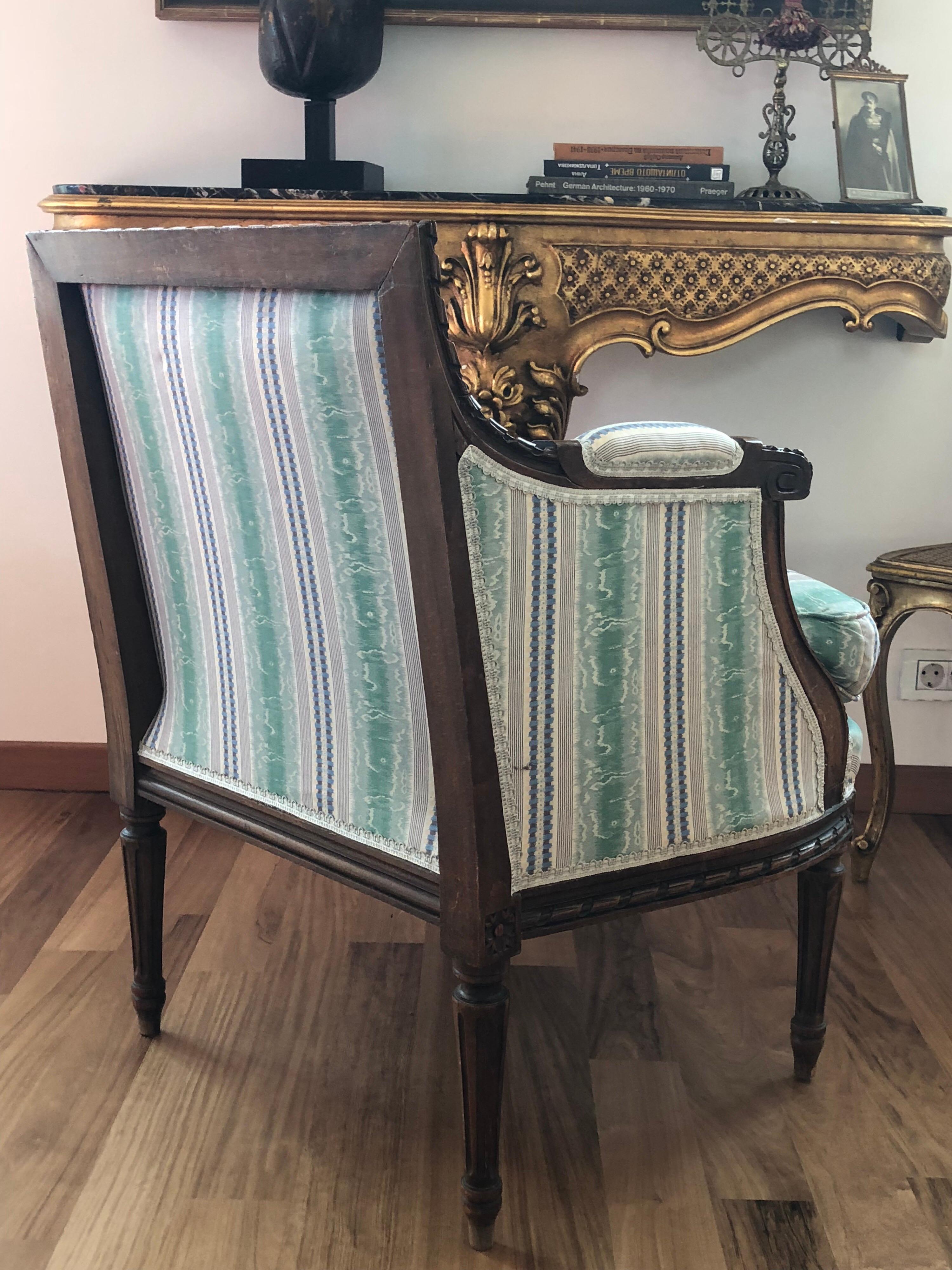 19th Century Louis XVI Hand Carved Marquise from France In Good Condition For Sale In Sofia, BG