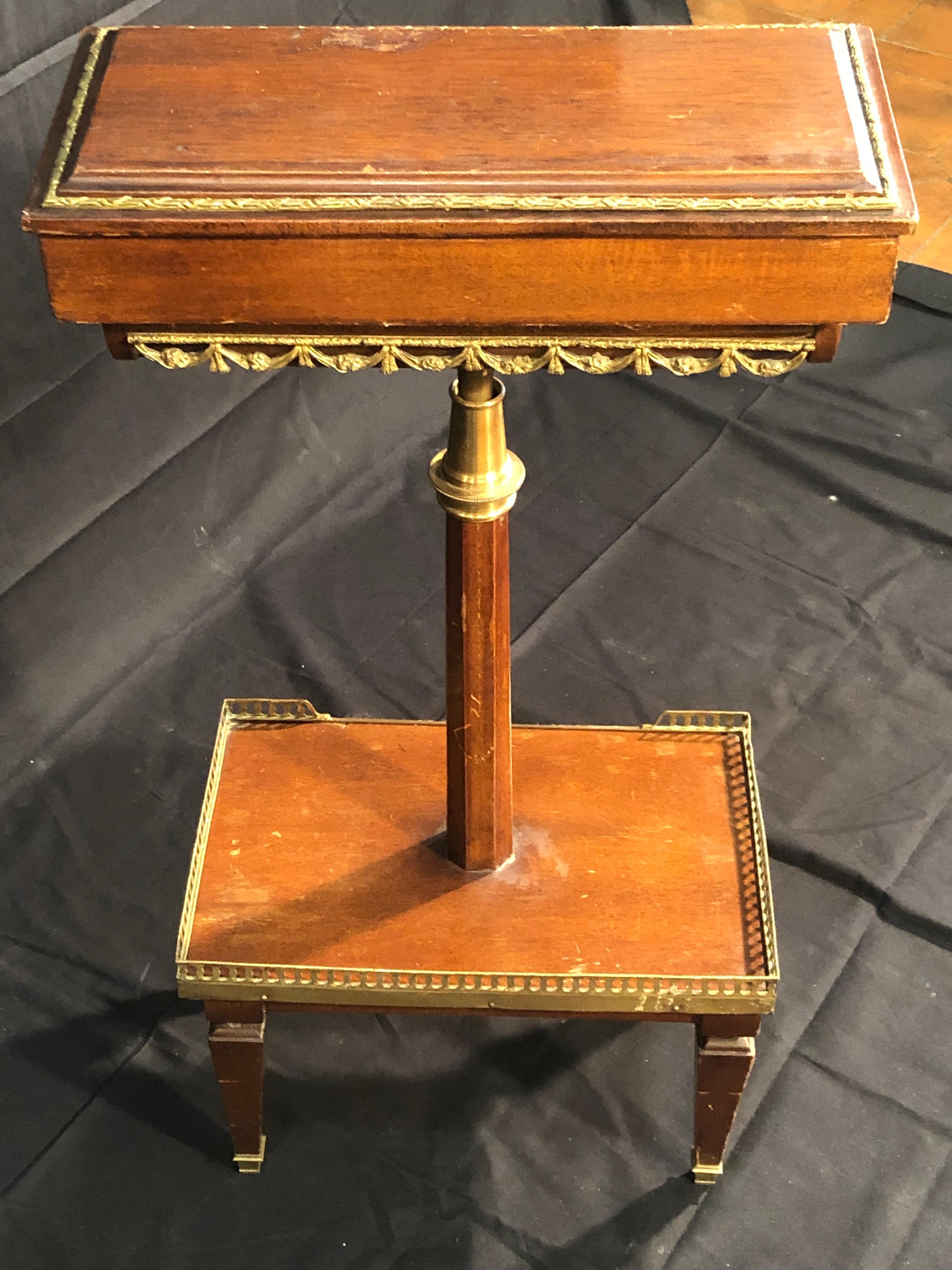19th Century Louis XVI Mahogany France Table Vanties Toletta with Bronze, 1860s In Good Condition In Roma, RM