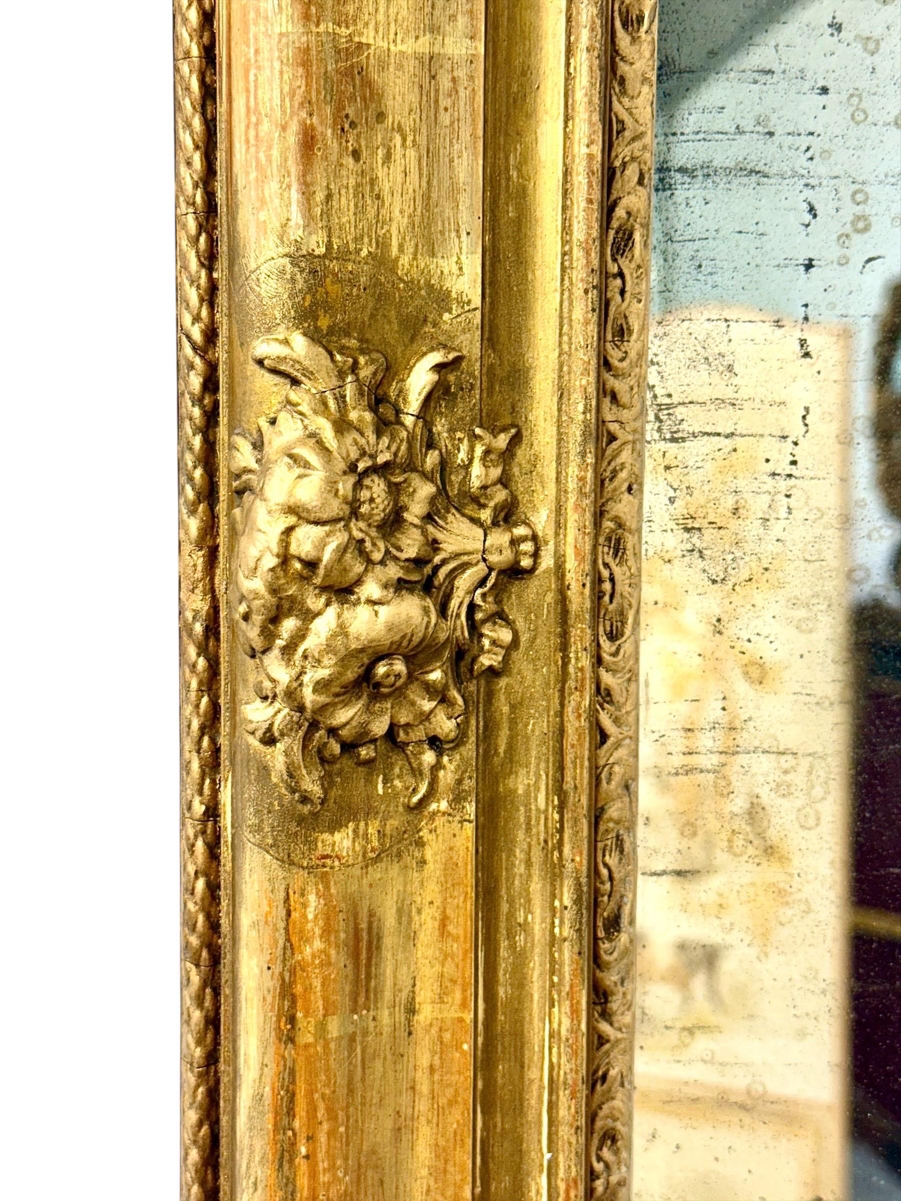 French 19th Century Louis XVI Neoclassical Giltwood Console Mirror For Sale