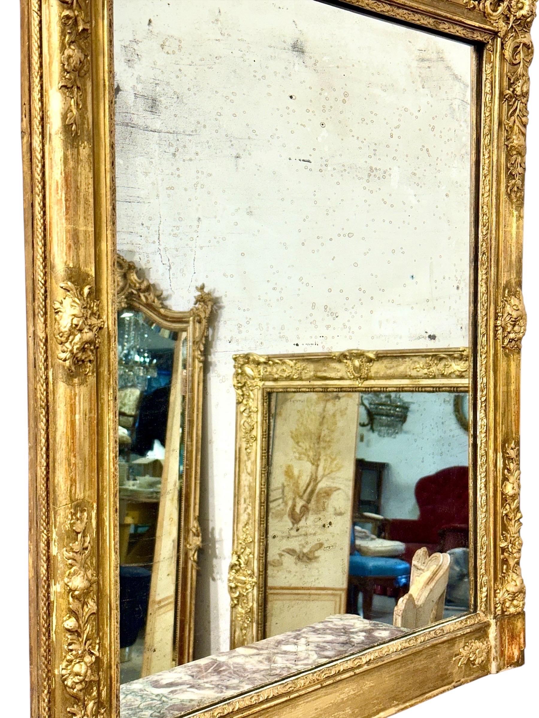 19th Century Louis XVI Neoclassical Giltwood Console Mirror For Sale 1