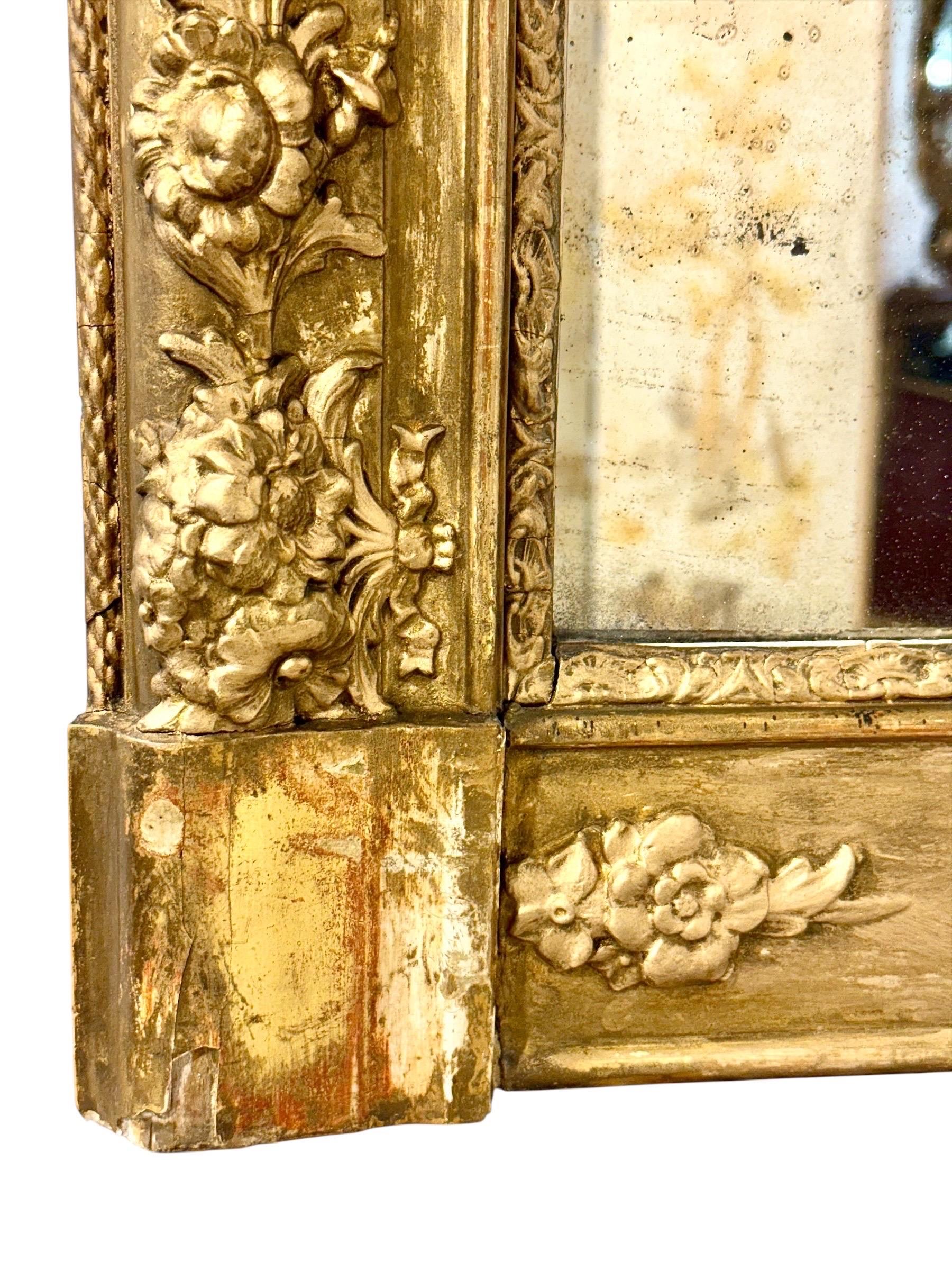 19th Century Louis XVI Neoclassical Giltwood Console Mirror For Sale 2