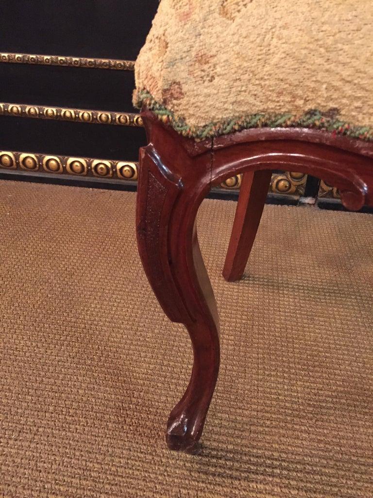 19th Century antique Louis XVI or Neo Rococo Style Chair walnut hand crafted In Good Condition For Sale In Berlin, DE