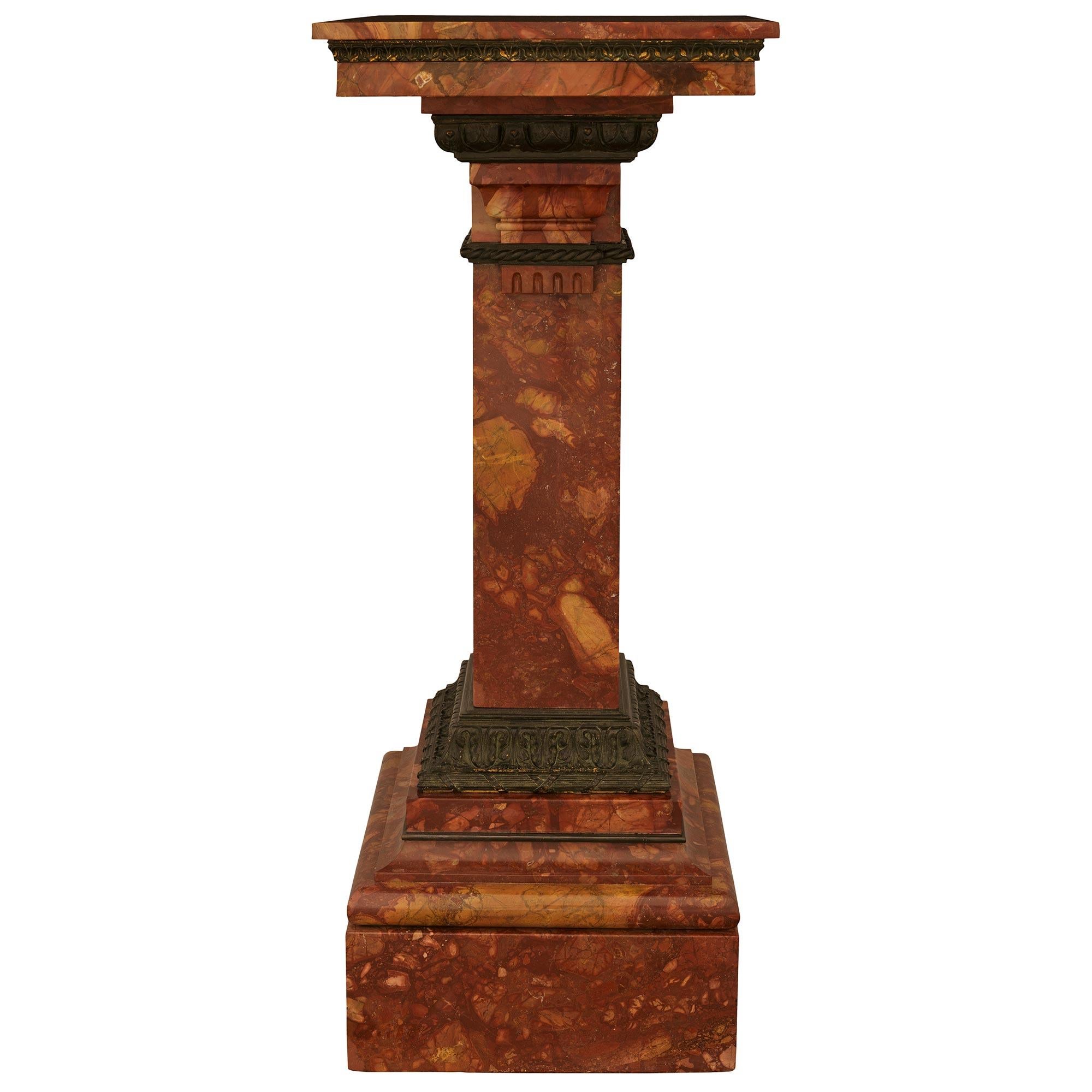 19th century Louis XVI st. Diaspro Tenero di Sicilia marble and patinated bronze In Good Condition For Sale In West Palm Beach, FL