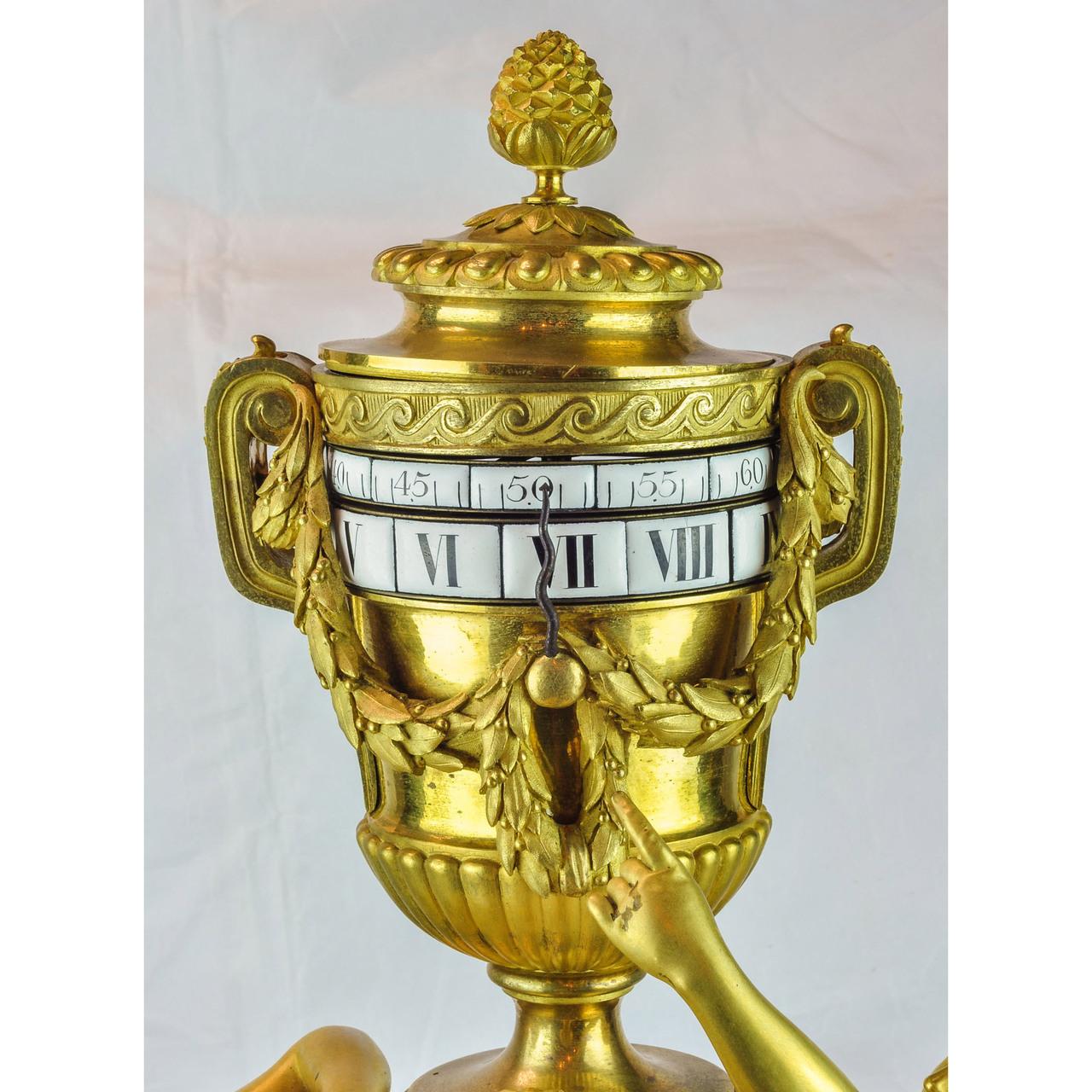 Gilt 19th Century Louis XVI-Styl Ormolu and White Marble Mantel Clock For Sale