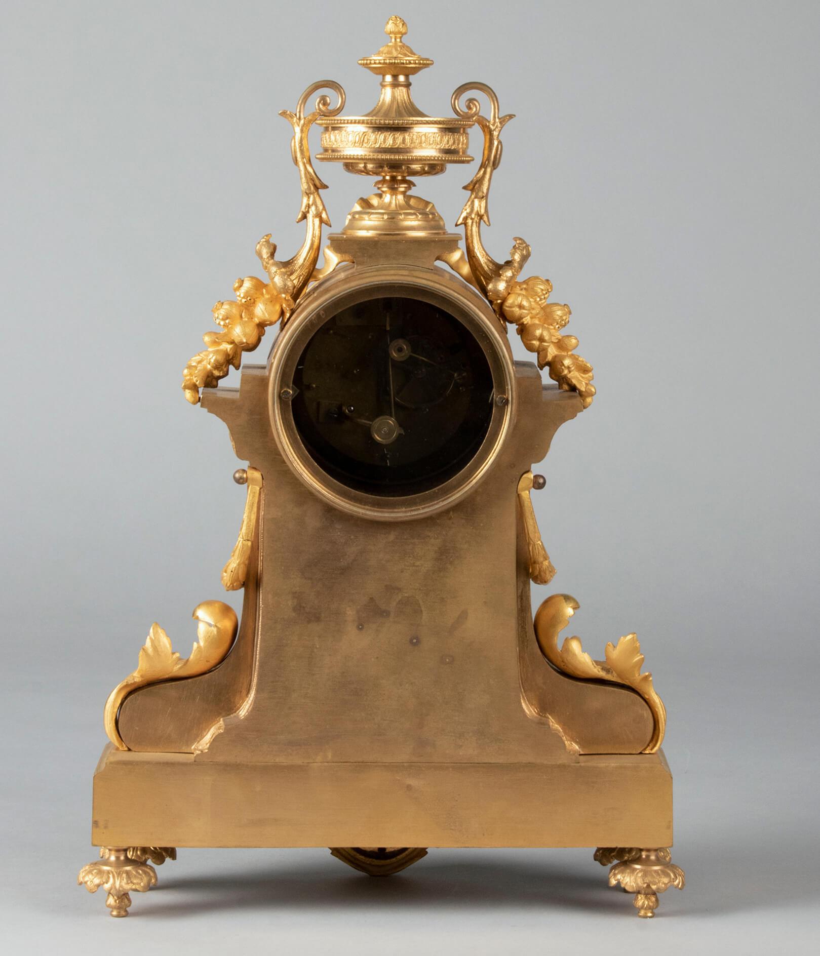 18th Century Louis XVI Style Bronze Ormolu Mantel Clock 10